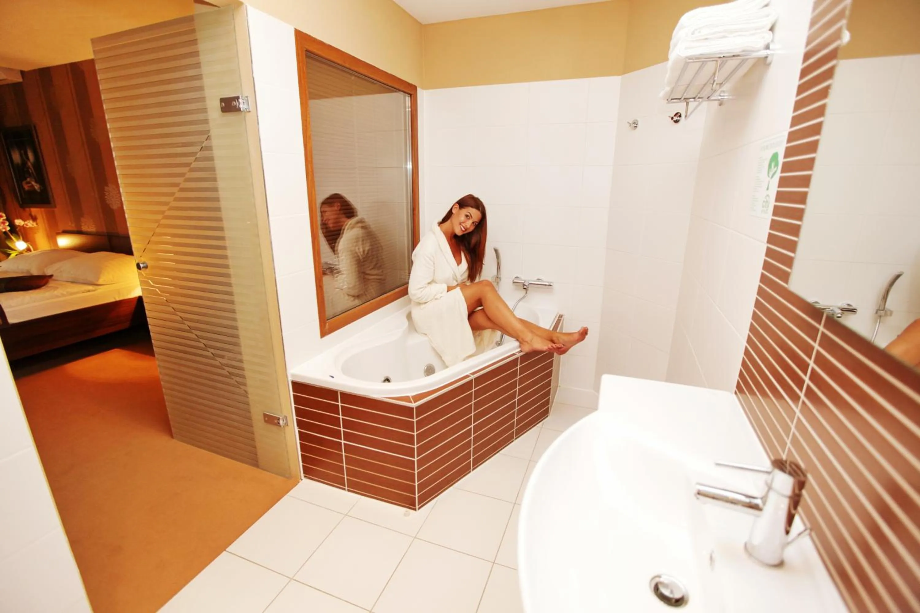 Toilet in City Hotel Nitra with free parking