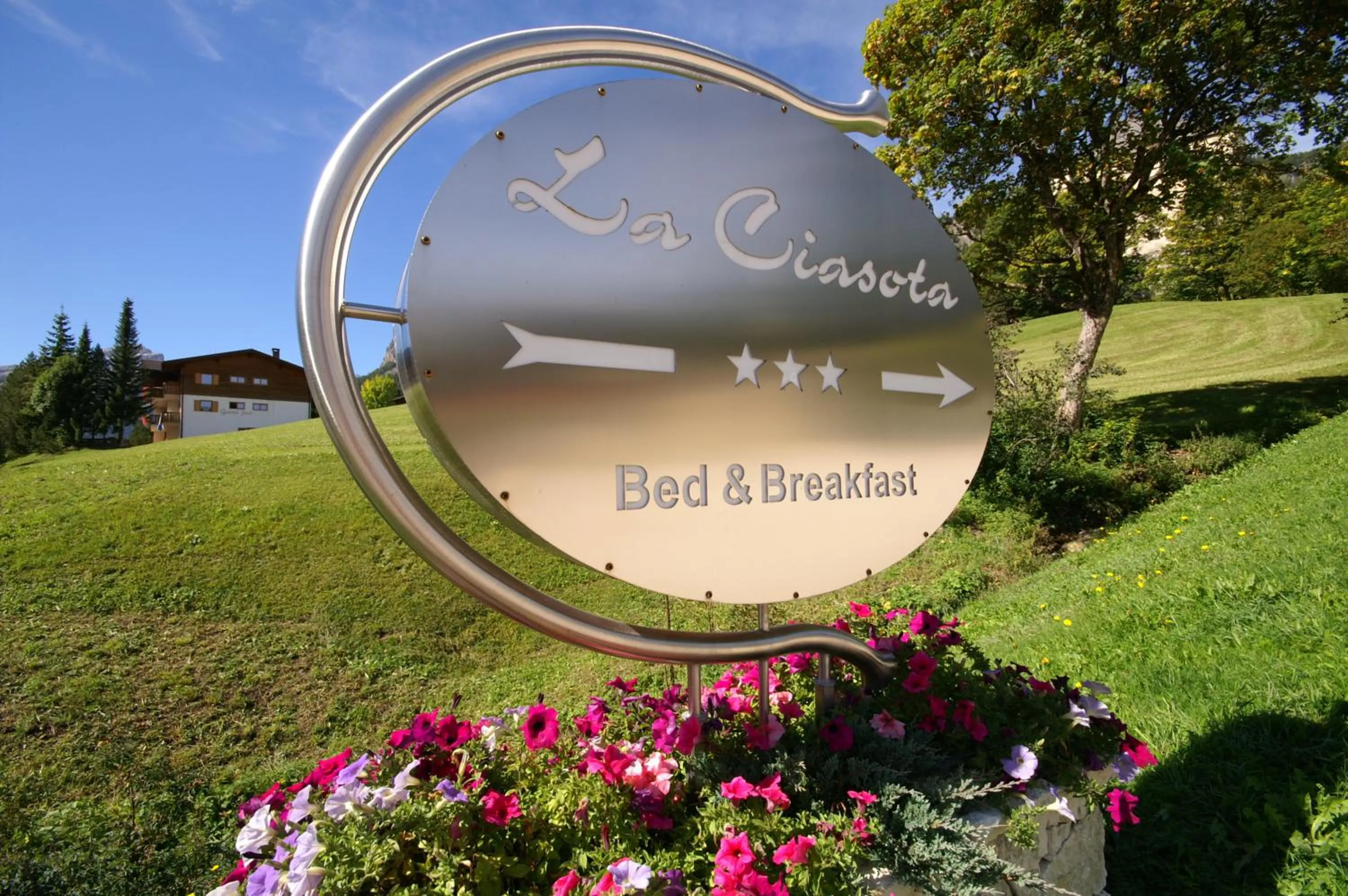 Property logo or sign in Garni La Ciasota 3s