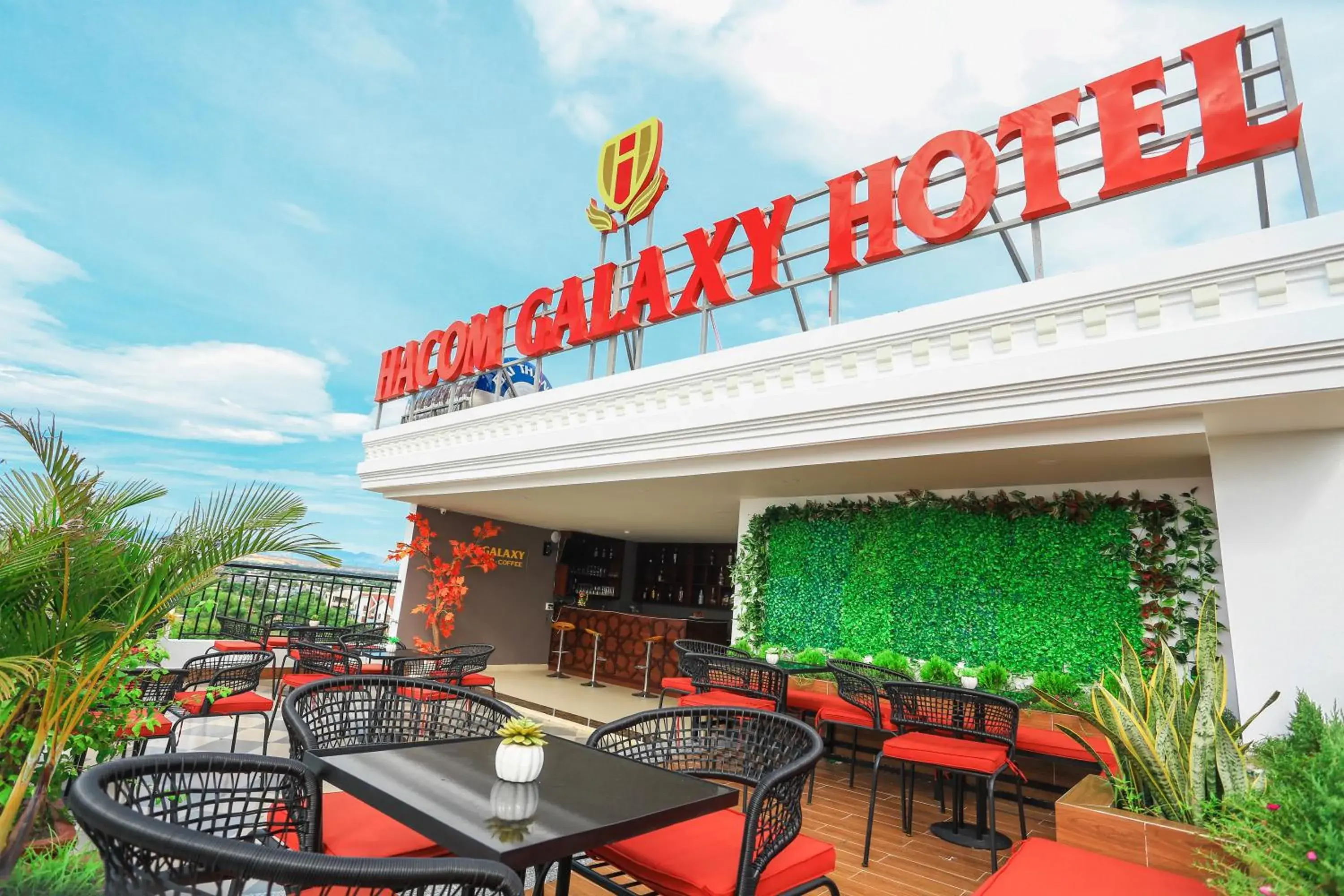 Restaurant/places to eat in Hacom Galaxy Hotel Restaurant/places to eat in Hacom Galaxy Hotel