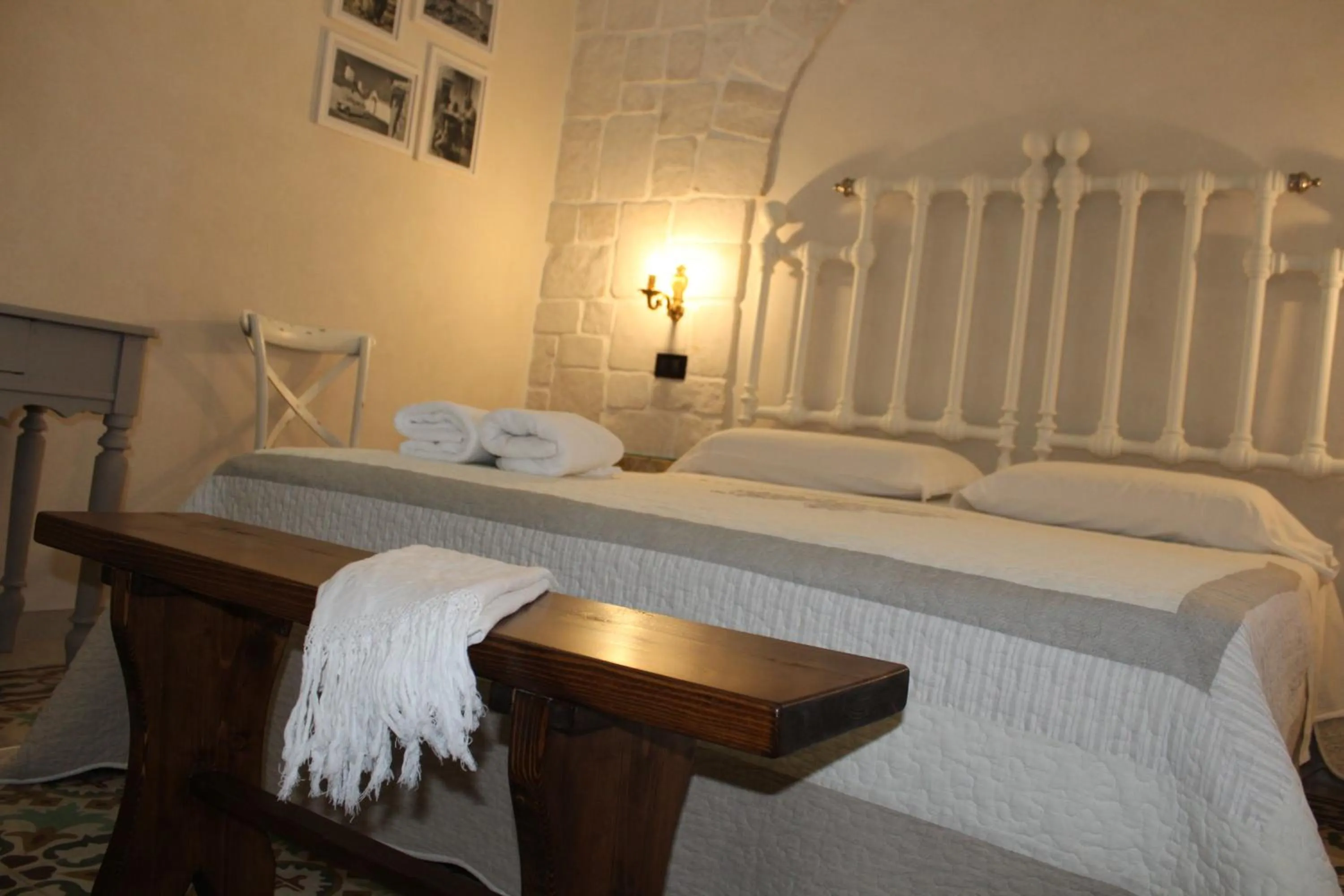hair dresser, Bed in Masseria Tolla
