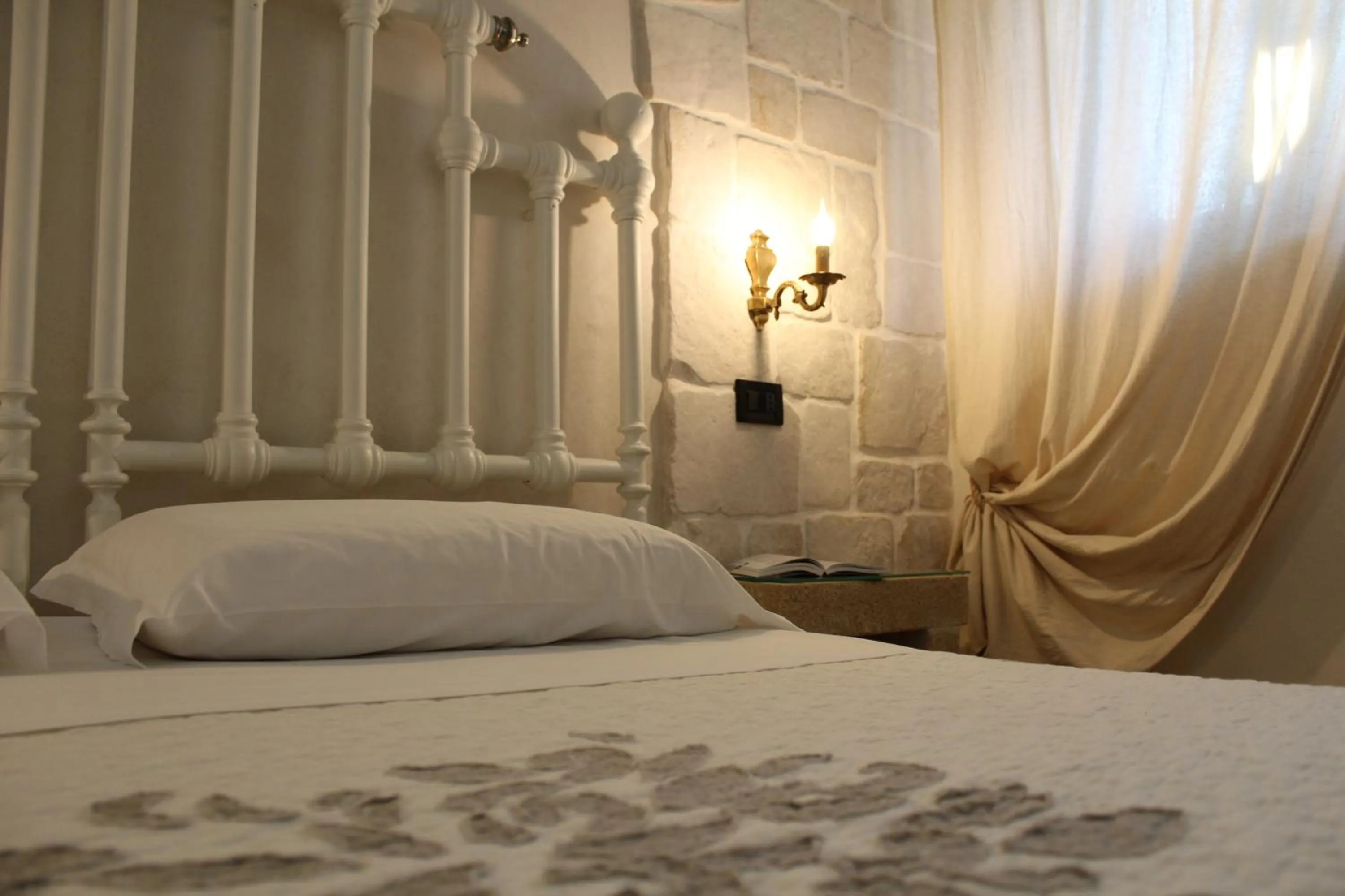 Property building, Bed in Masseria Tolla