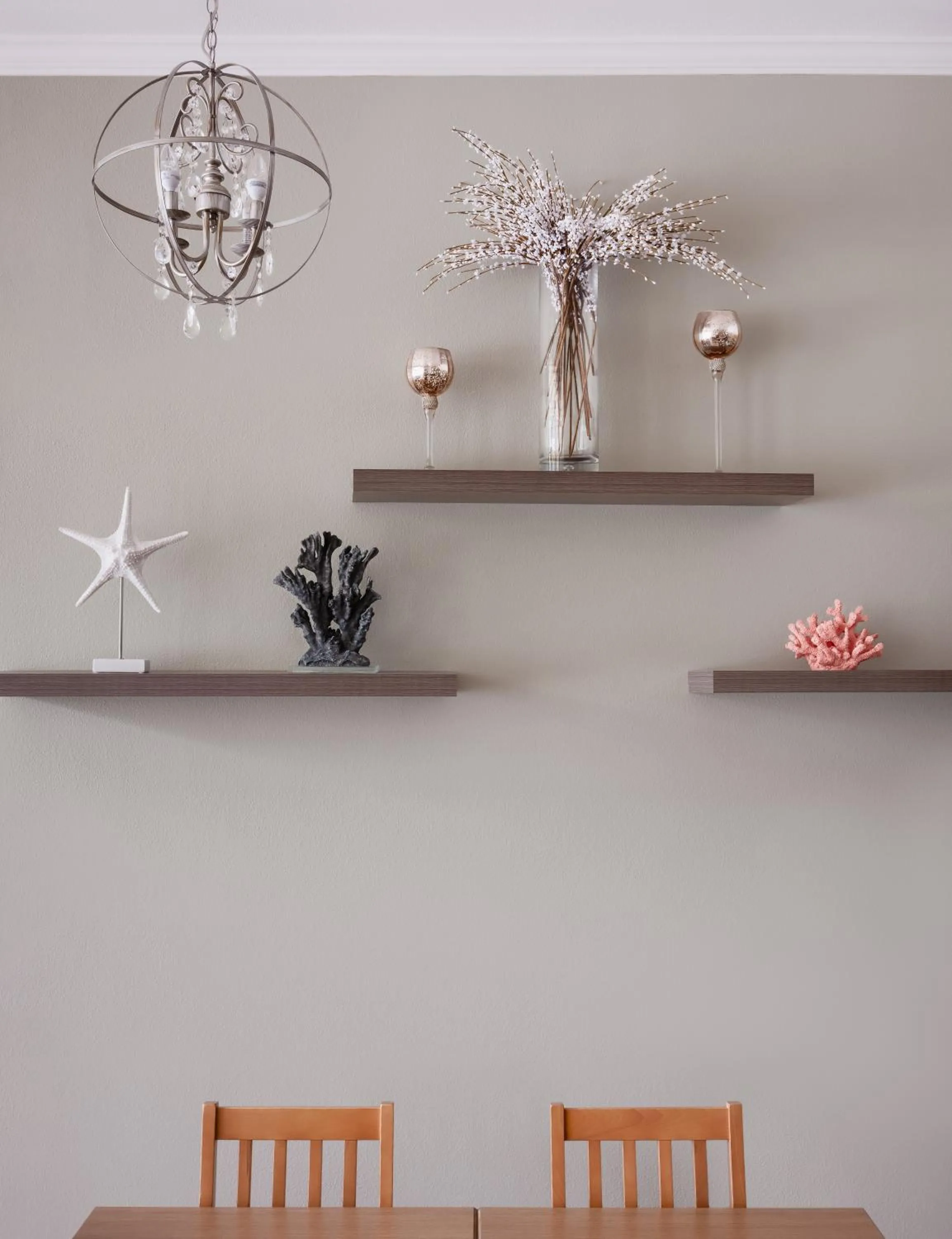 Decorative detail in Ocean View Inn