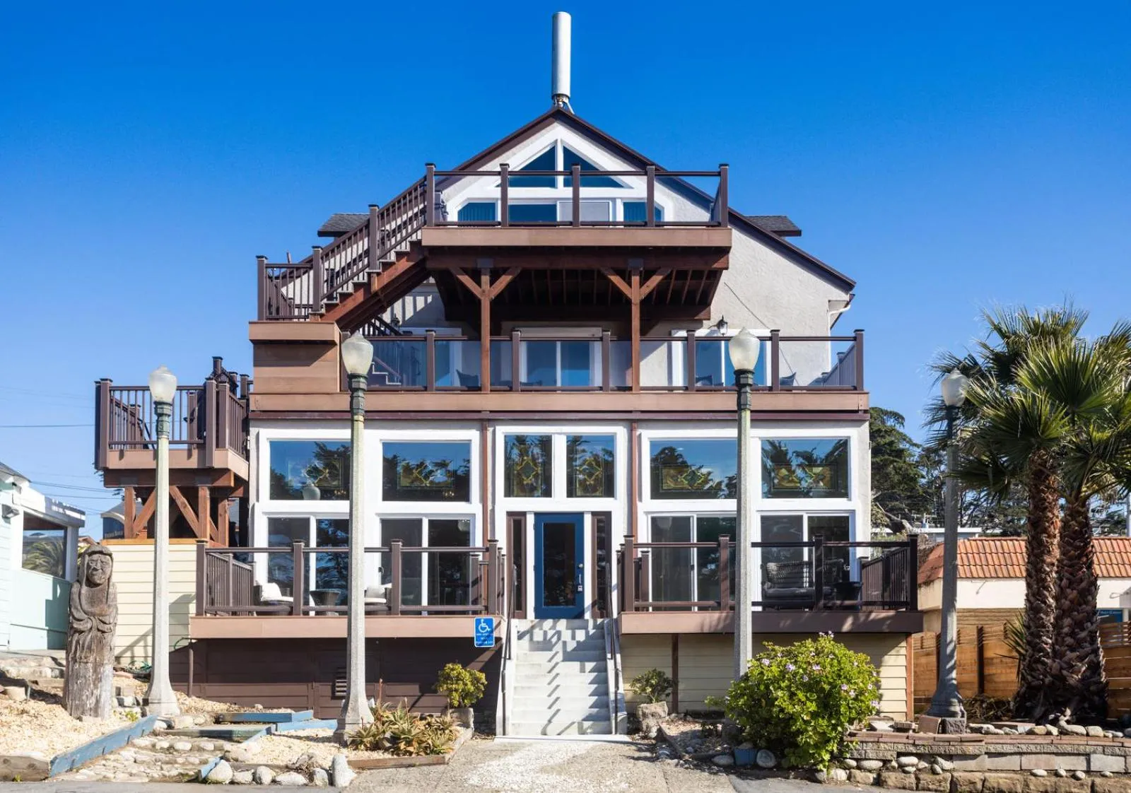 Breakfast in Ocean View Inn