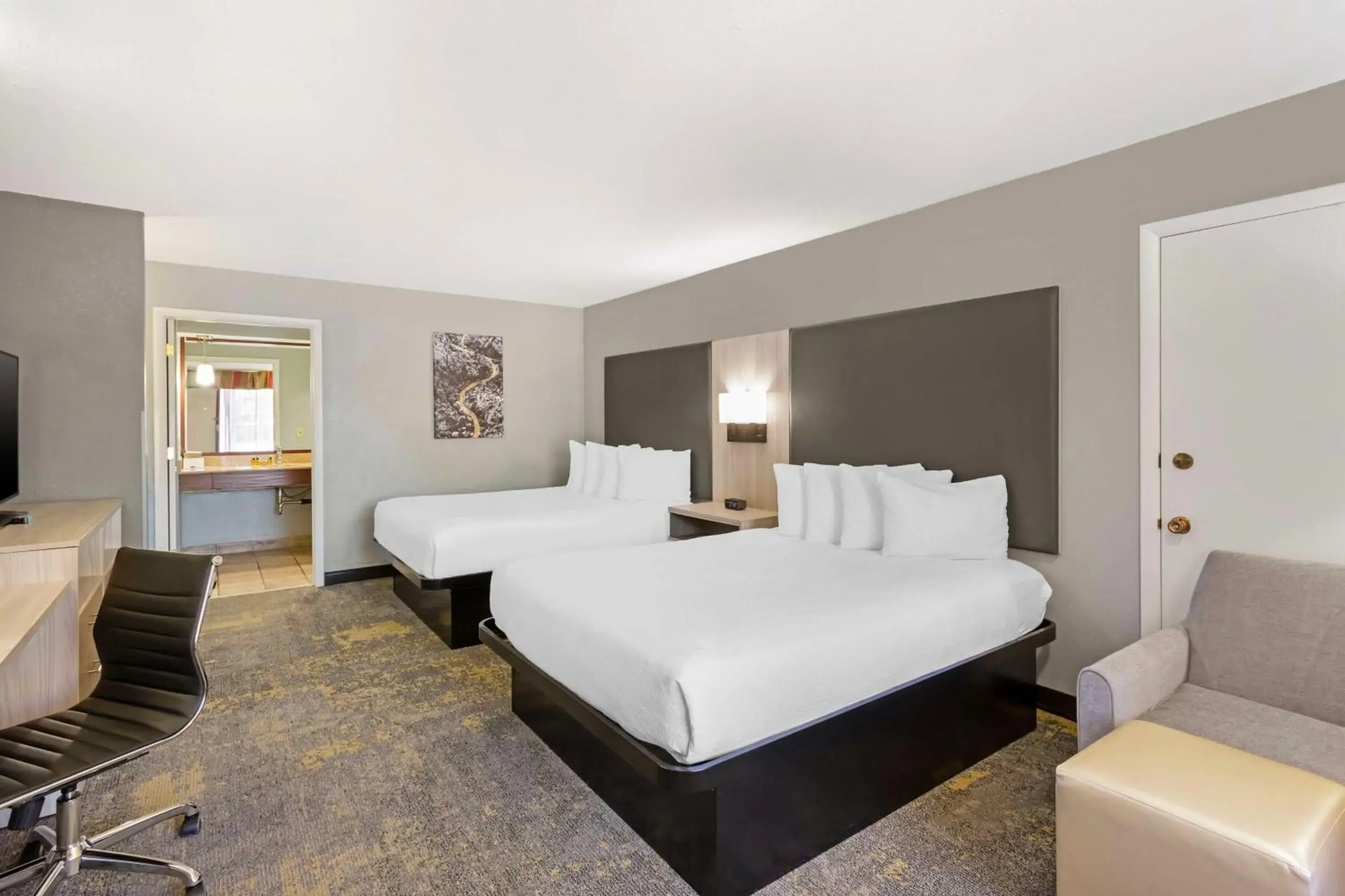 Bedroom, Bed in Best Western Plus Weston Inn Bedroom, Bed in Best Western Plus Weston Inn