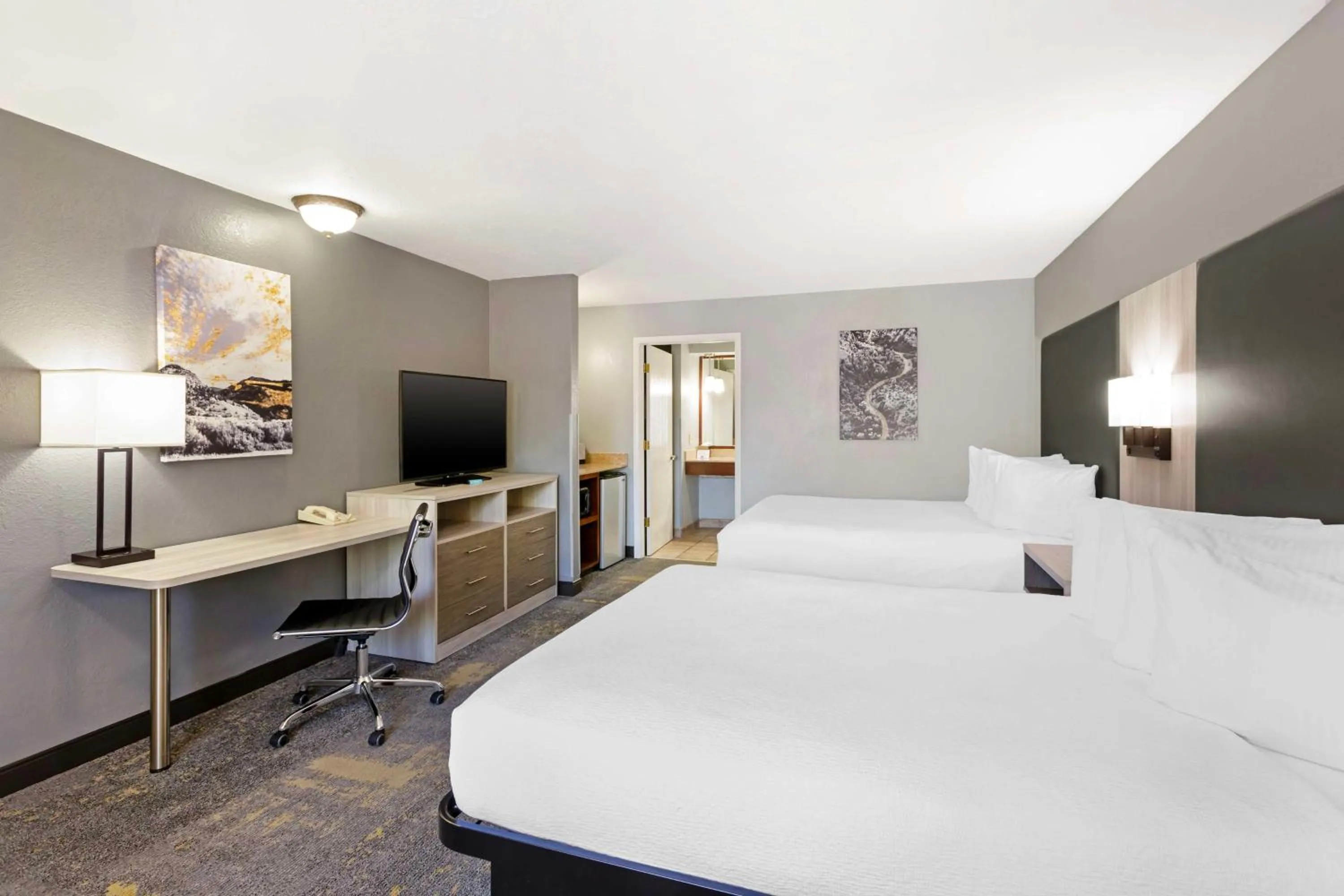 Bedroom, Bed in Best Western Plus Weston Inn