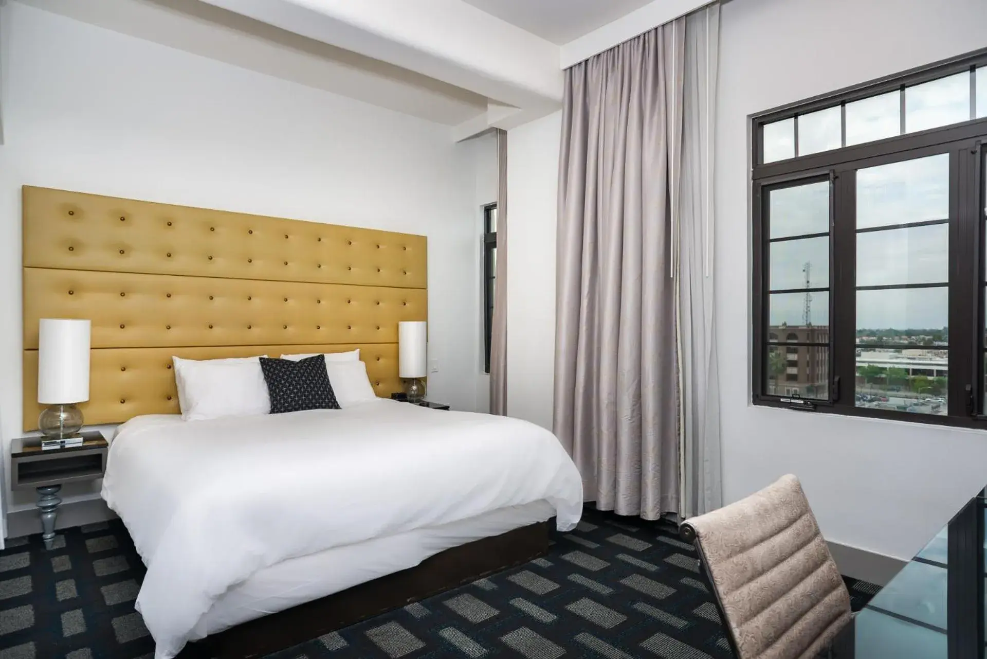 Bedroom, Bed in Padre Hotel Bedroom, Bed in Padre Hotel