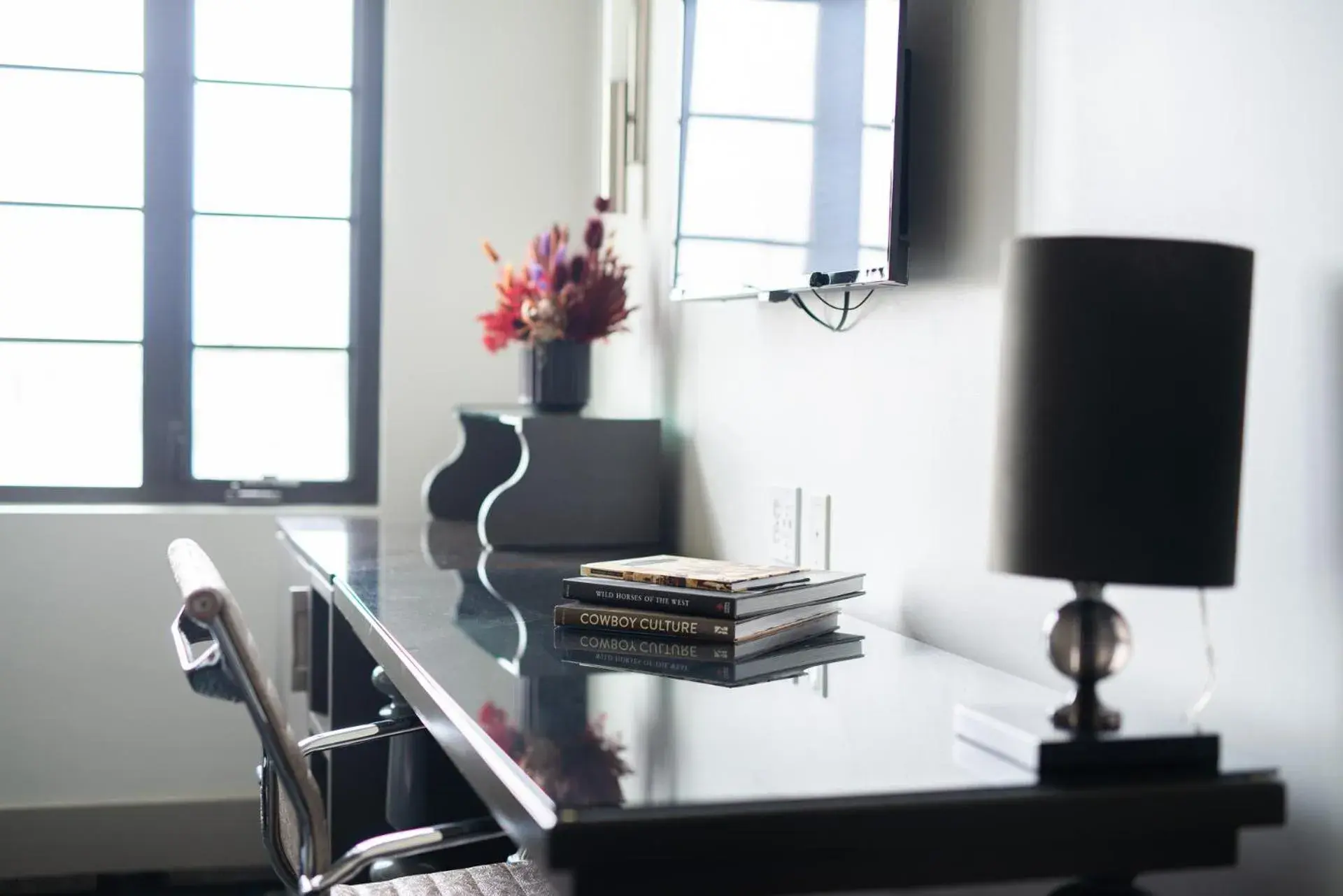 Bedroom in Padre Hotel Bedroom in Padre Hotel