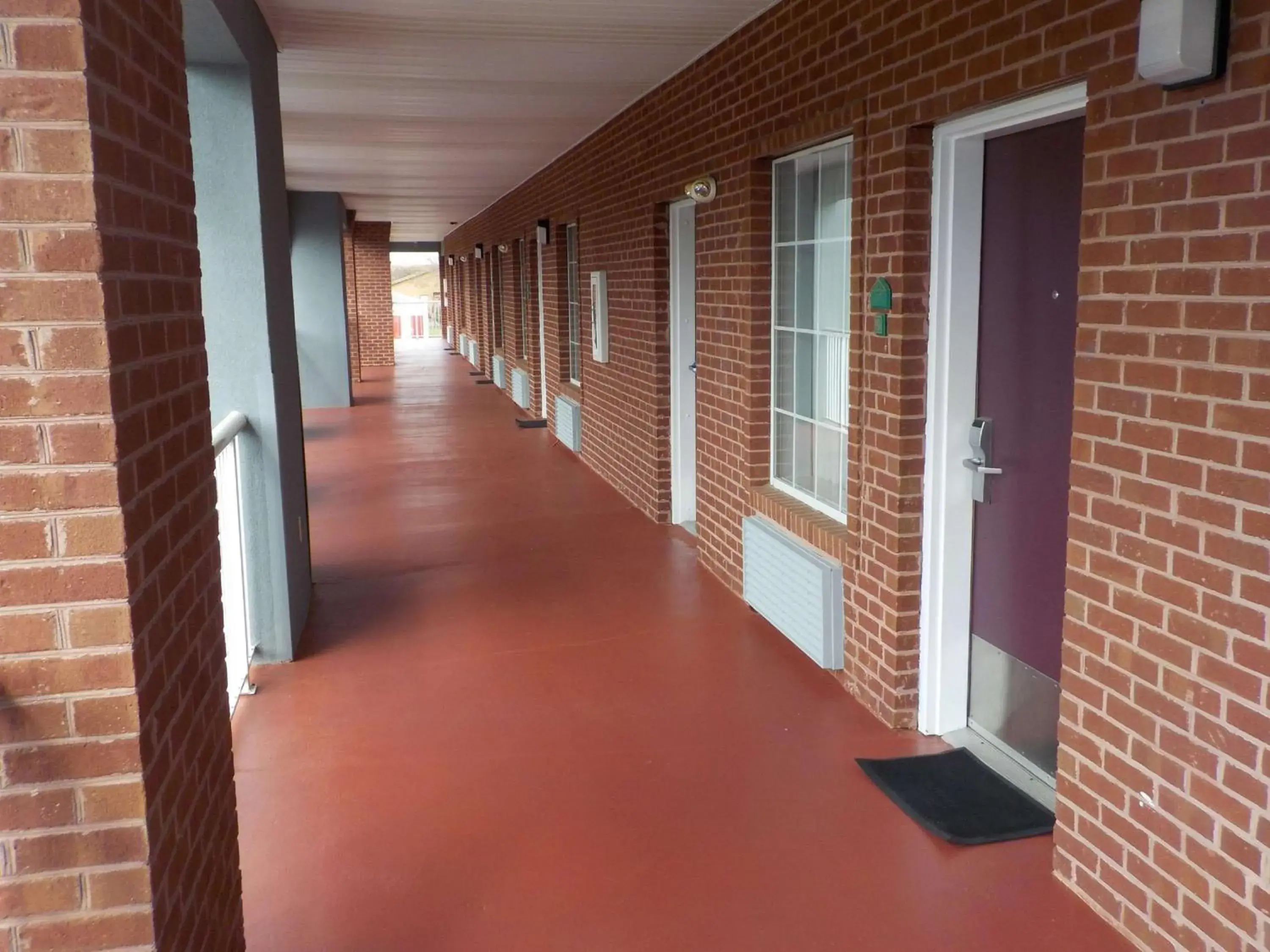 Property building in SureStay Plus Hotel by Best Western Warner Robins AFB Property building in SureStay Plus Hotel by Best Western Warner Robins AFB