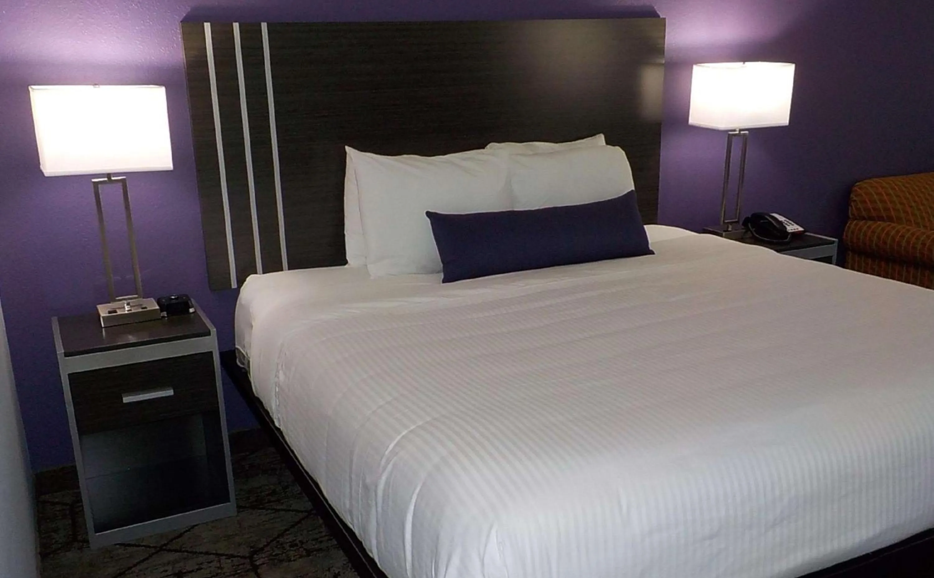 Photo of the whole room, Bed in SureStay Plus Hotel by Best Western Warner Robins AFB
