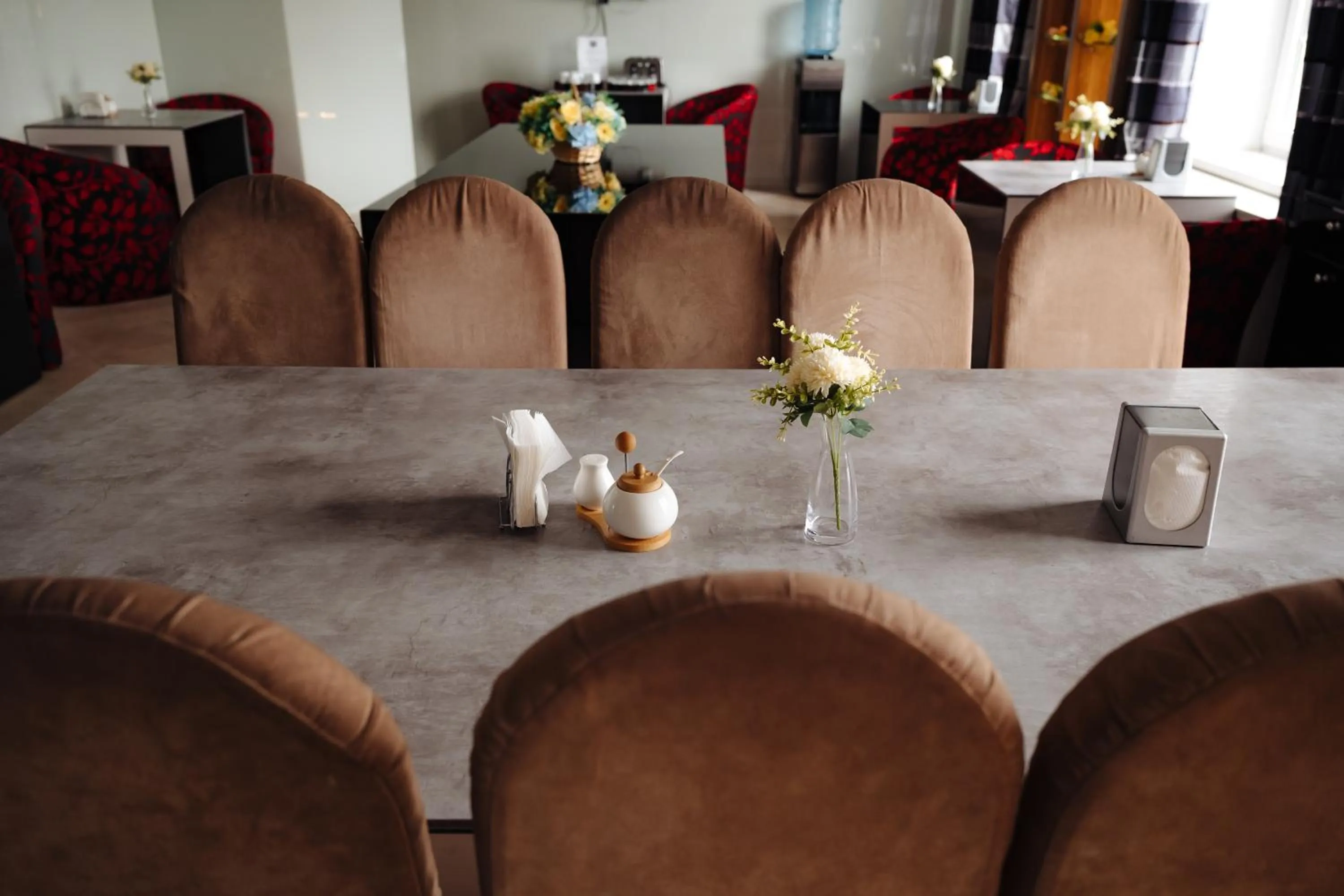 Restaurant/places to eat in Maxim Pasha Hotel