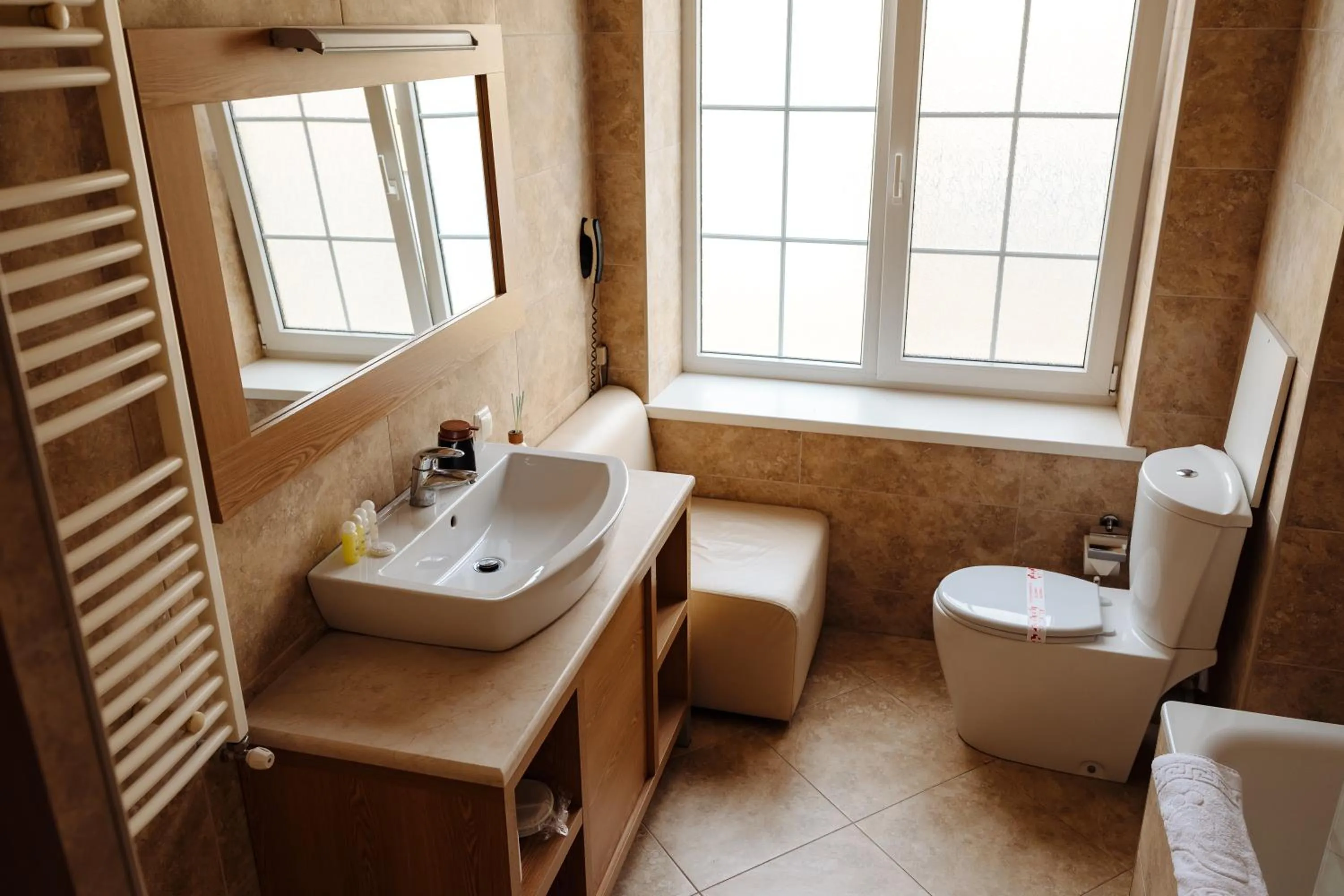 Toilet in Maxim Pasha Hotel