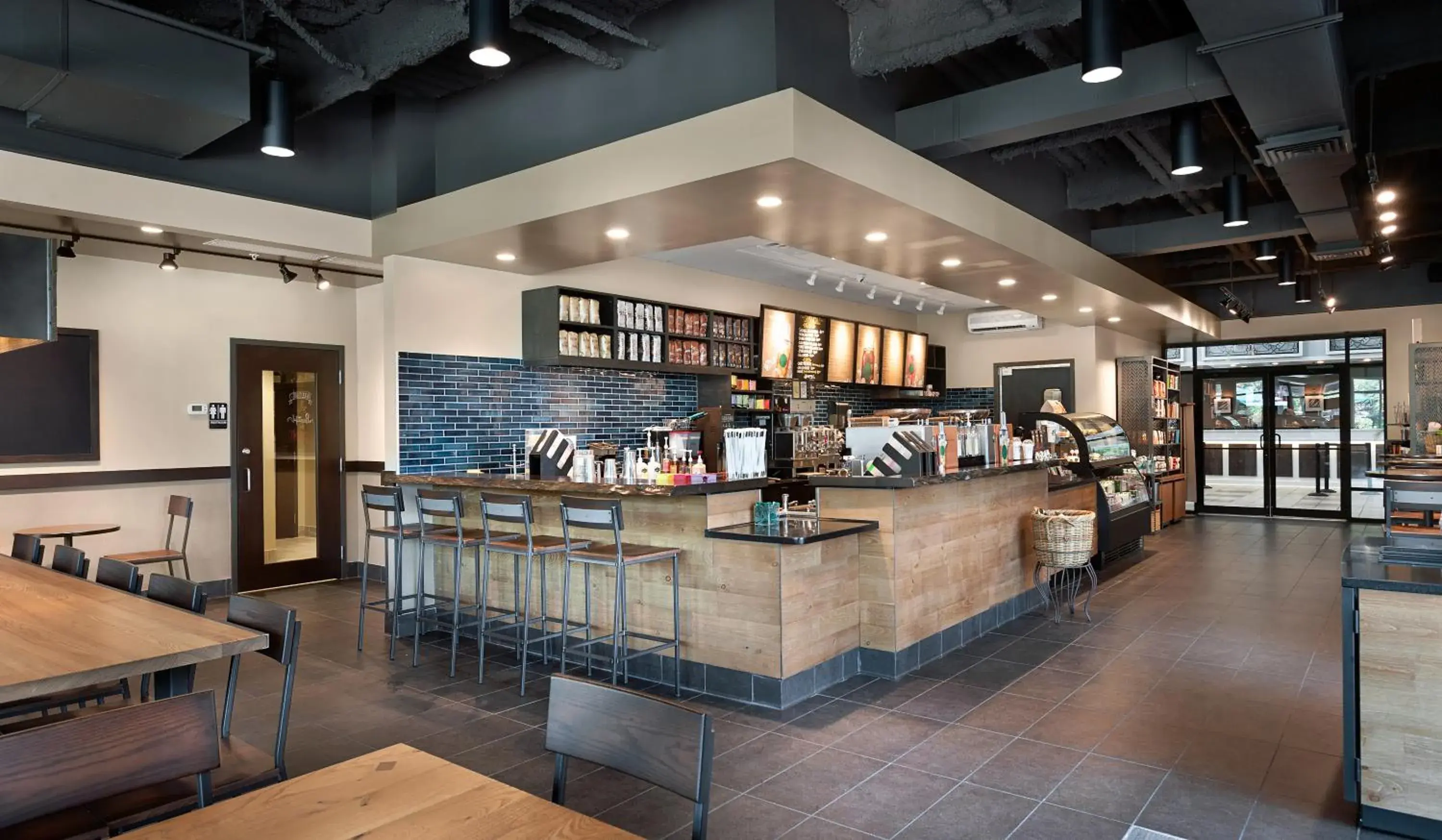 Lounge or bar in Grande Cayman Resort Lounge or bar in Grande Cayman Resort