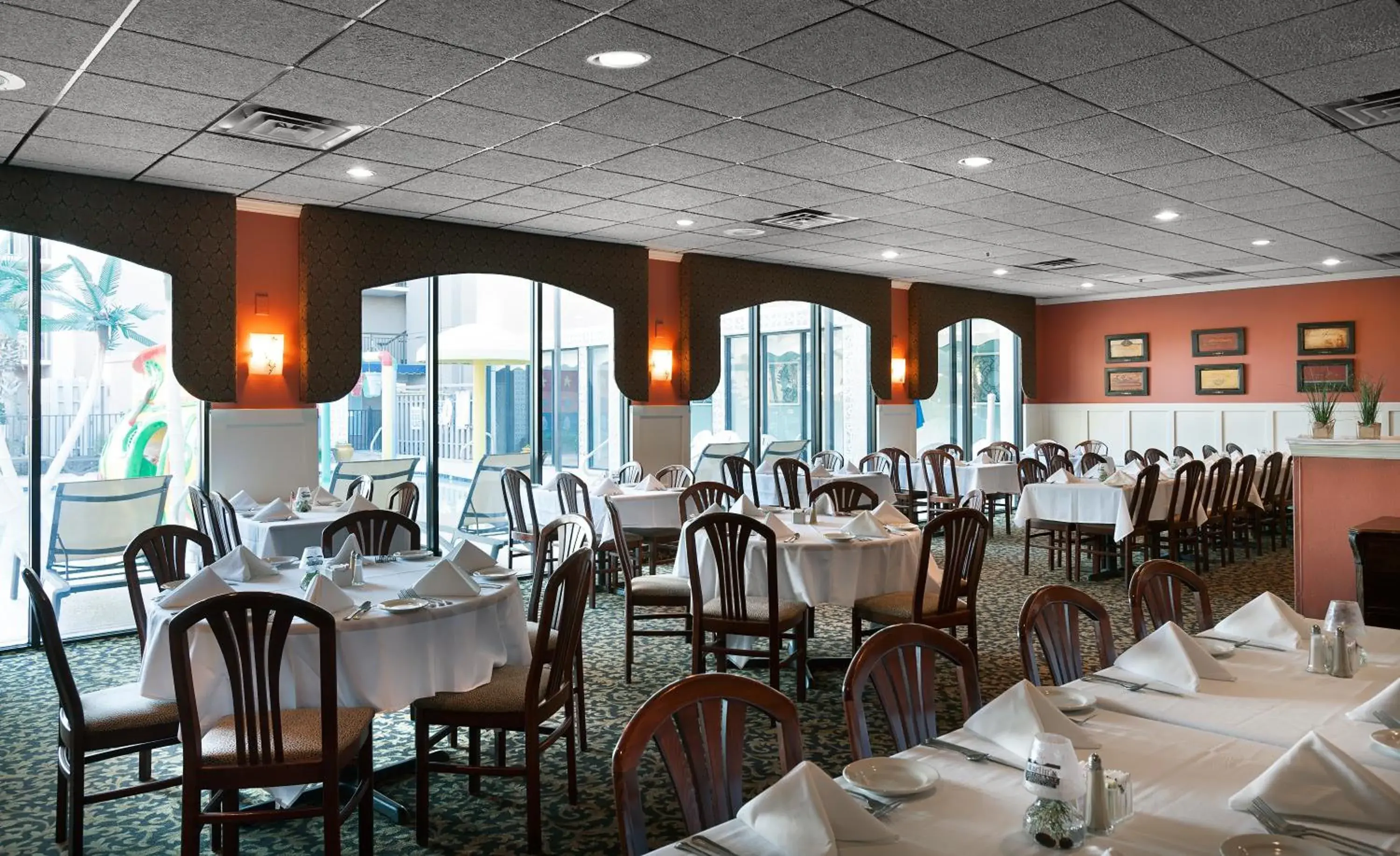 Restaurant/places to eat in Grande Cayman Resort Restaurant/places to eat in Grande Cayman Resort