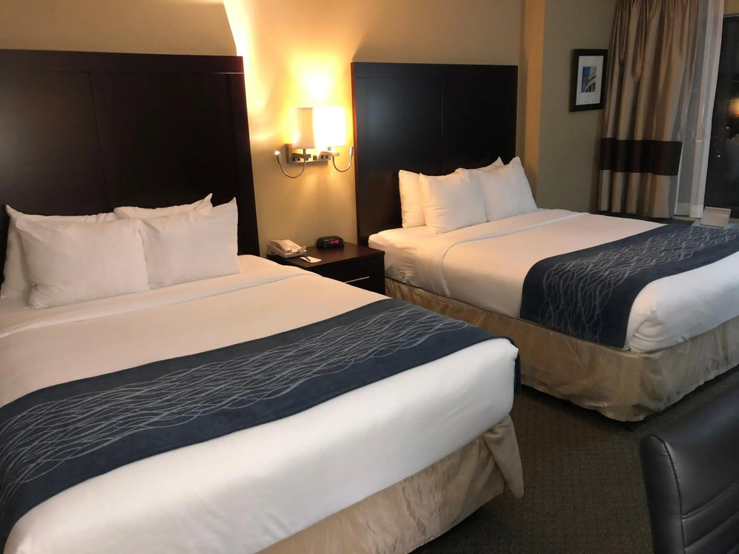 Bedroom in Comfort Inn Pentagon City Bedroom in Comfort Inn Pentagon City