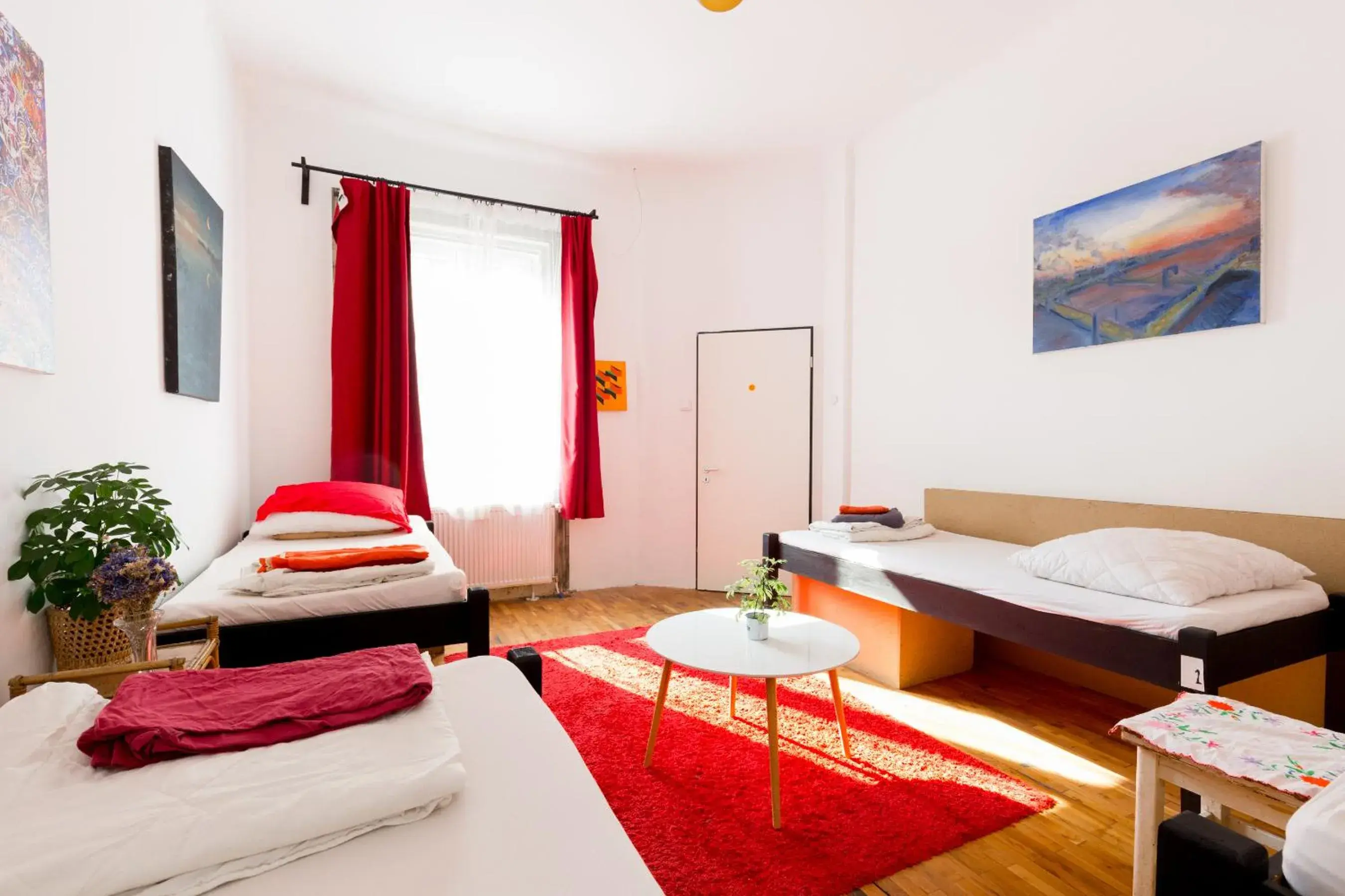 Bed in 4-Bed Mixed Dormitory Room in Das Nest Budapest Bed in 4-Bed Mixed Dormitory Room in Das Nest Budapest