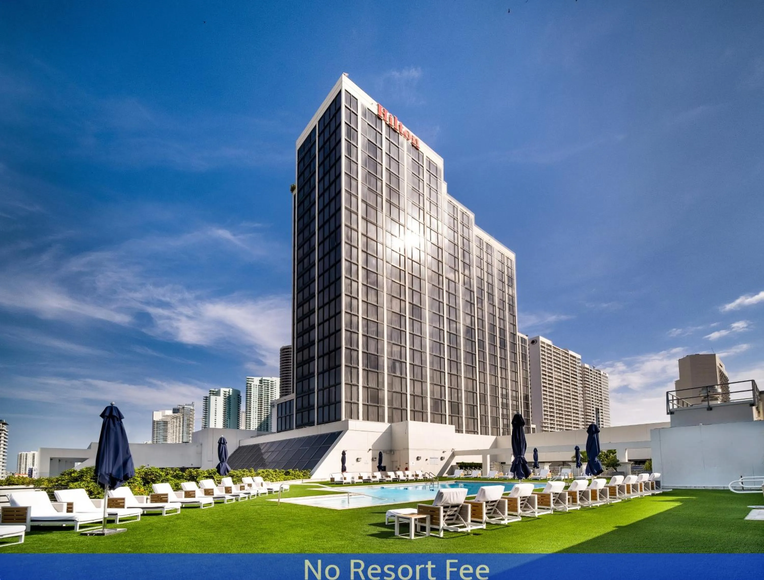 Property building in Hilton Miami Downtown