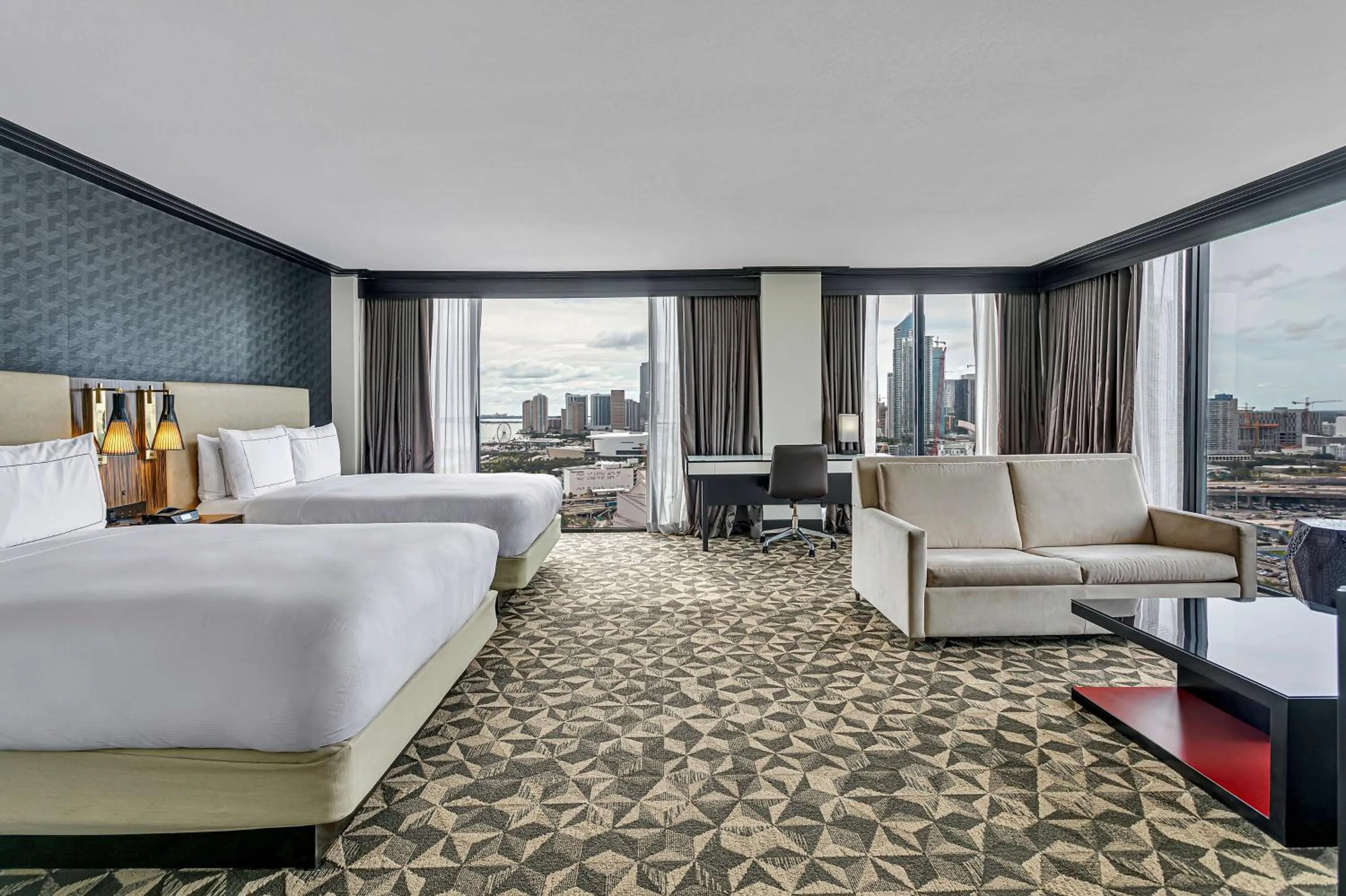 Bed in Hilton Miami Downtown