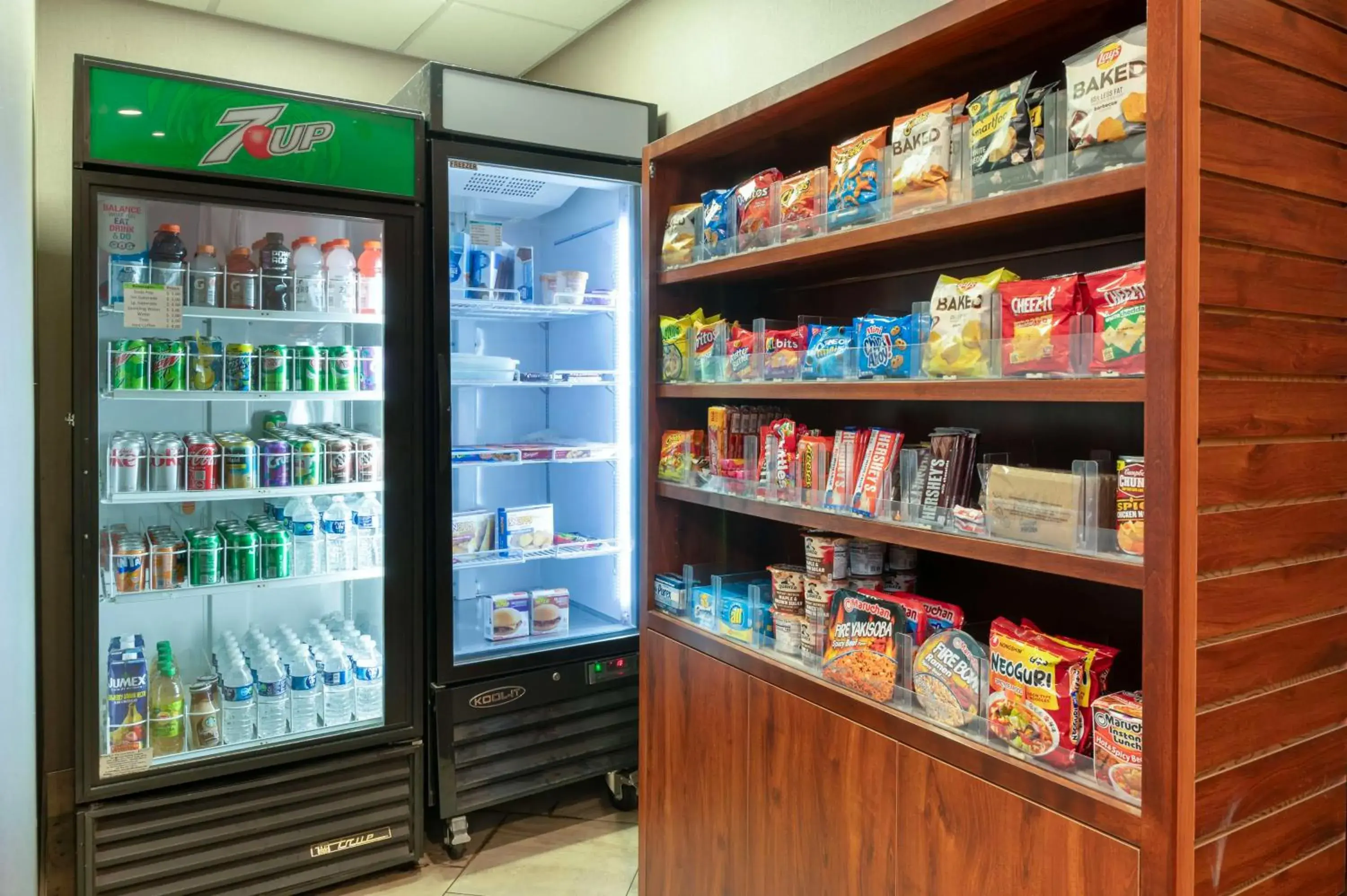 Property building in Best Western University Inn at Valparaiso Property building in Best Western University Inn at Valparaiso