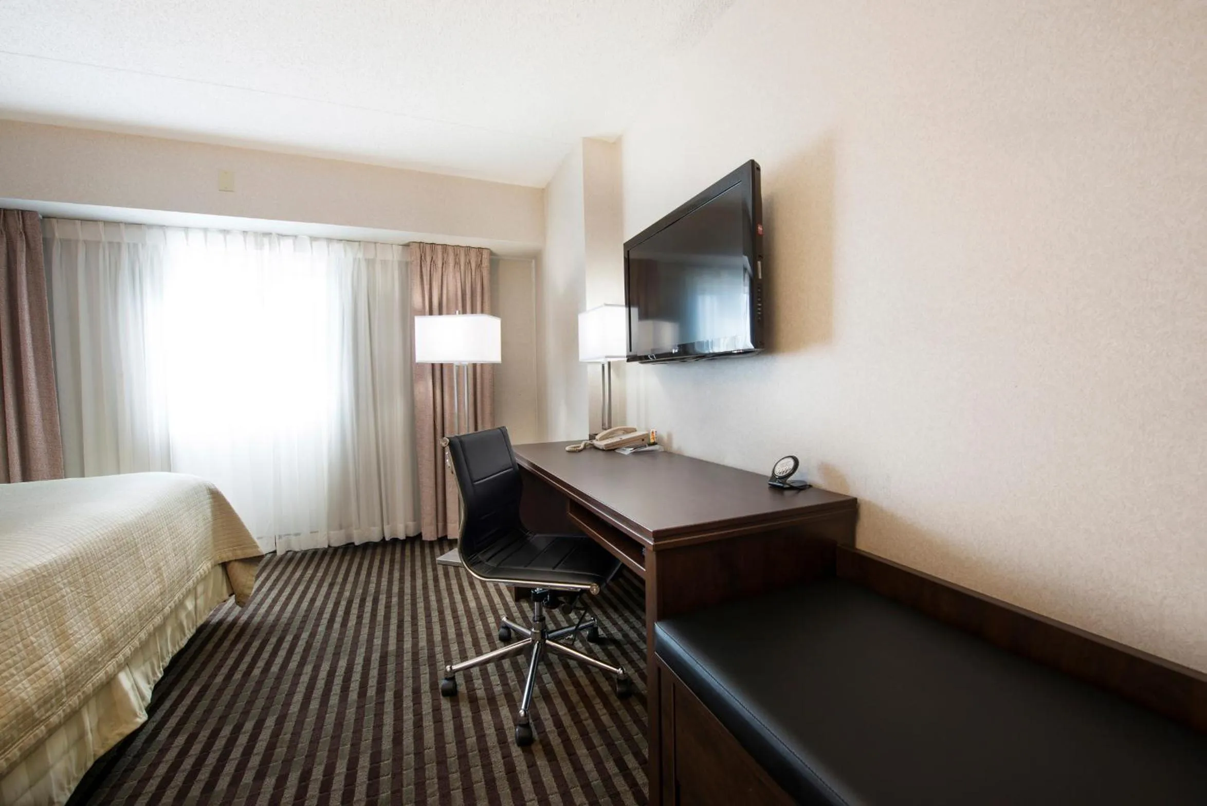 Decorative detail, Bed in Victoria Inn Hotel & Convention Centre Brandon