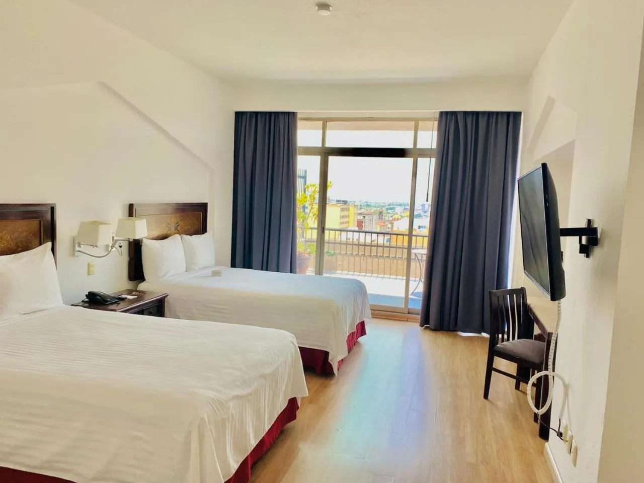 Photo of the whole room, Bed in Hotel Fenix