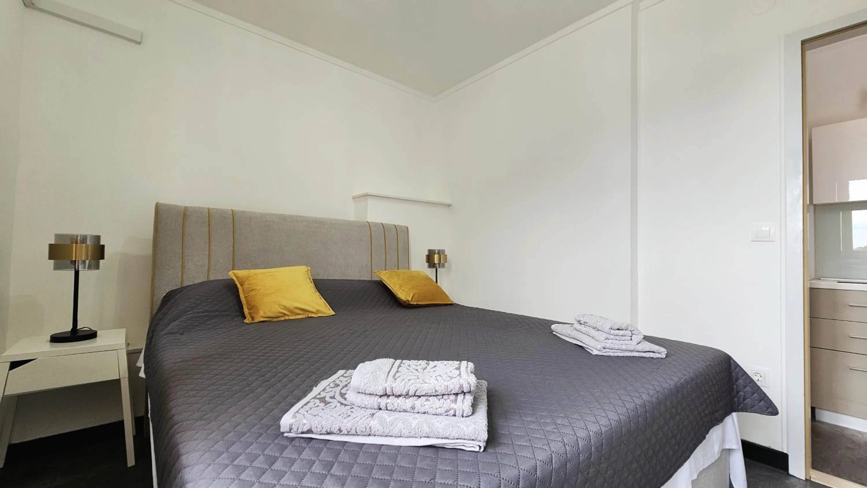 Bed in Villa Babilon