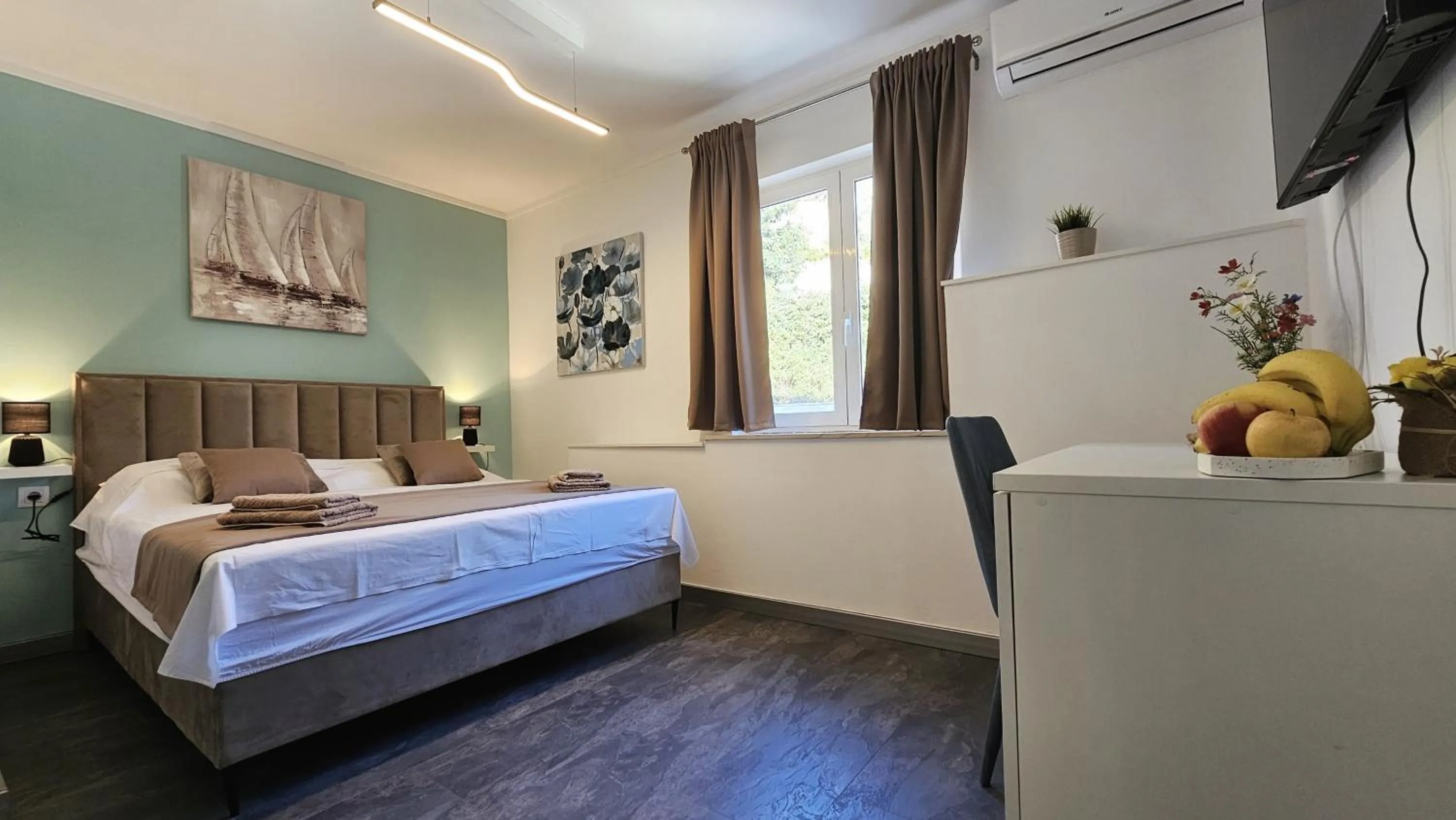 Photo of the whole room in Villa Babilon