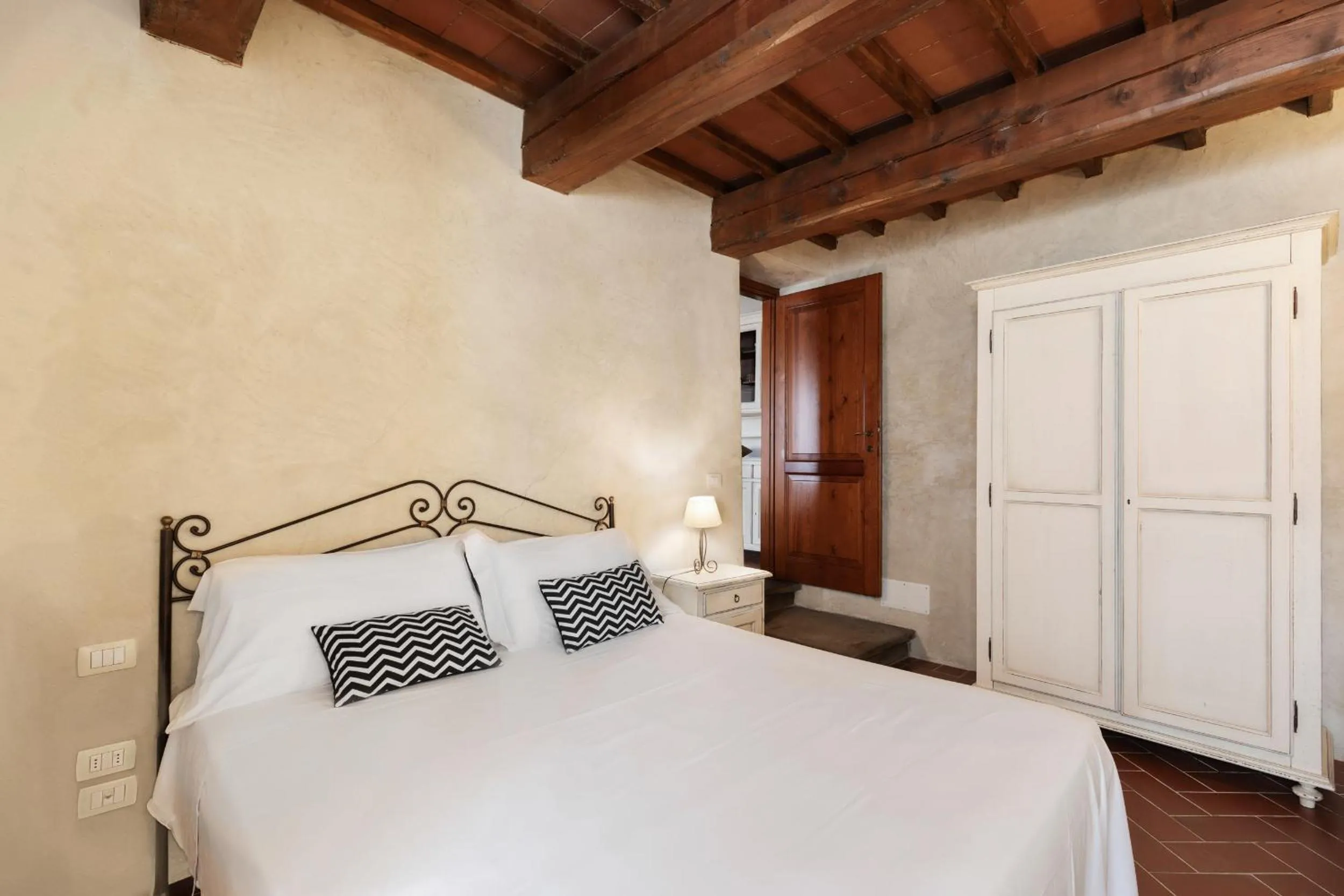 Bed in Tenuta La Borriana