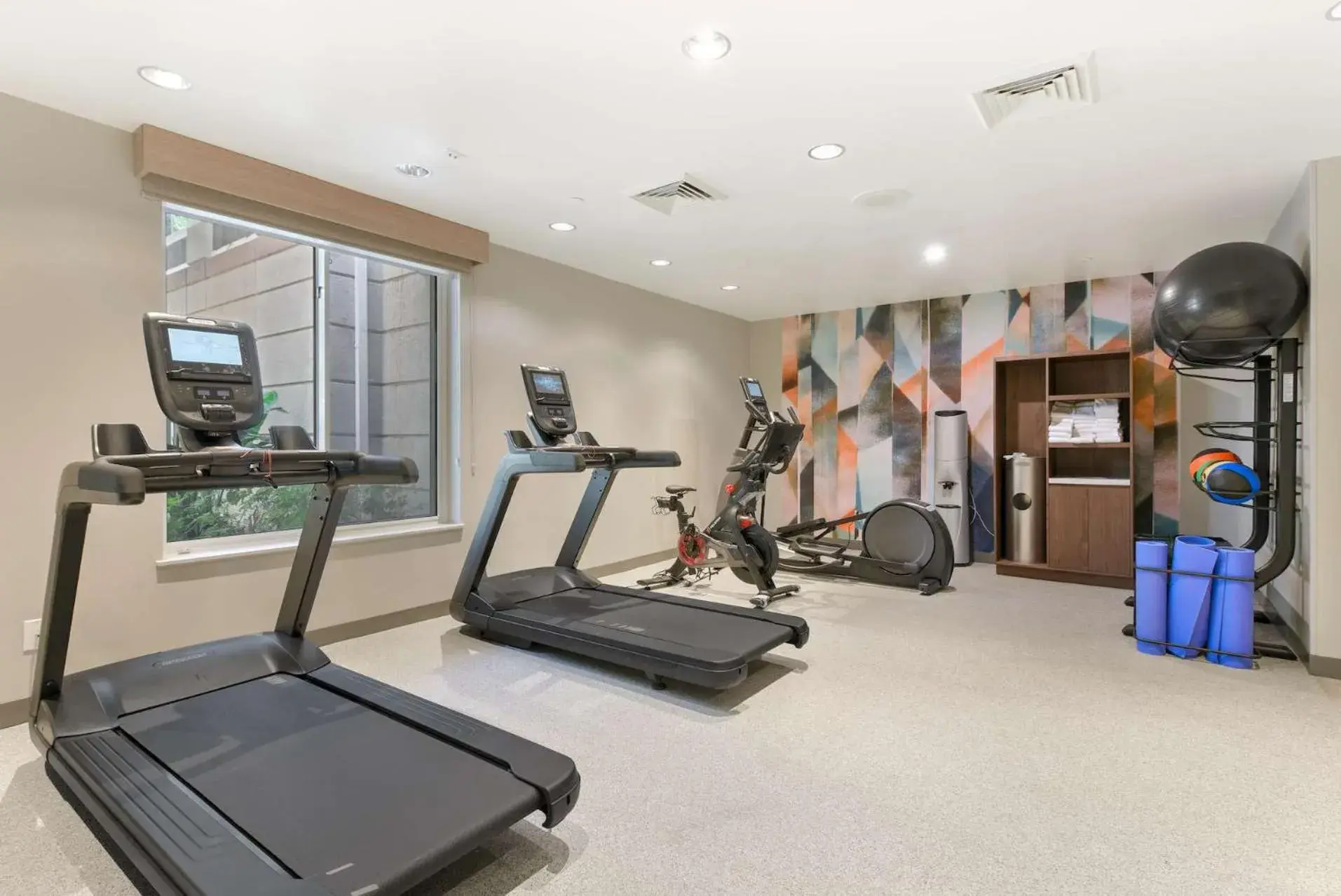 Fitness centre/facilities in Hilton Garden Inn LAX - El Segundo Fitness centre/facilities in Hilton Garden Inn LAX - El Segundo