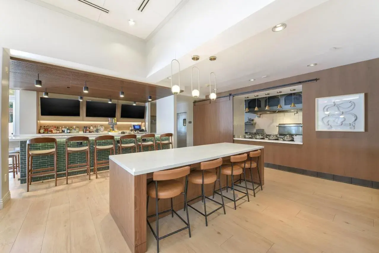 Restaurant/places to eat in Hilton Garden Inn LAX - El Segundo Restaurant/places to eat in Hilton Garden Inn LAX - El Segundo