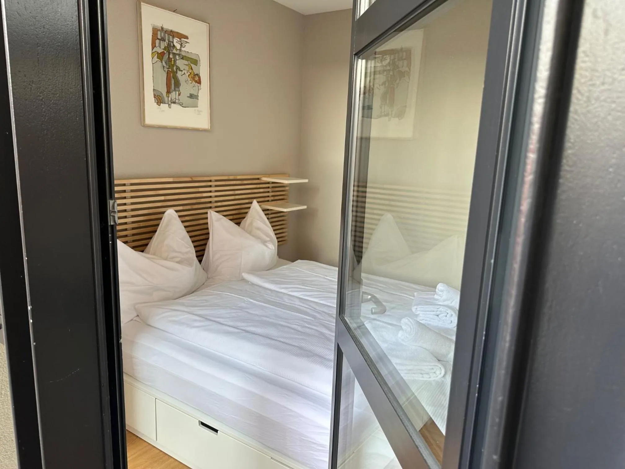 Bedroom, Bed in Hotel Bären