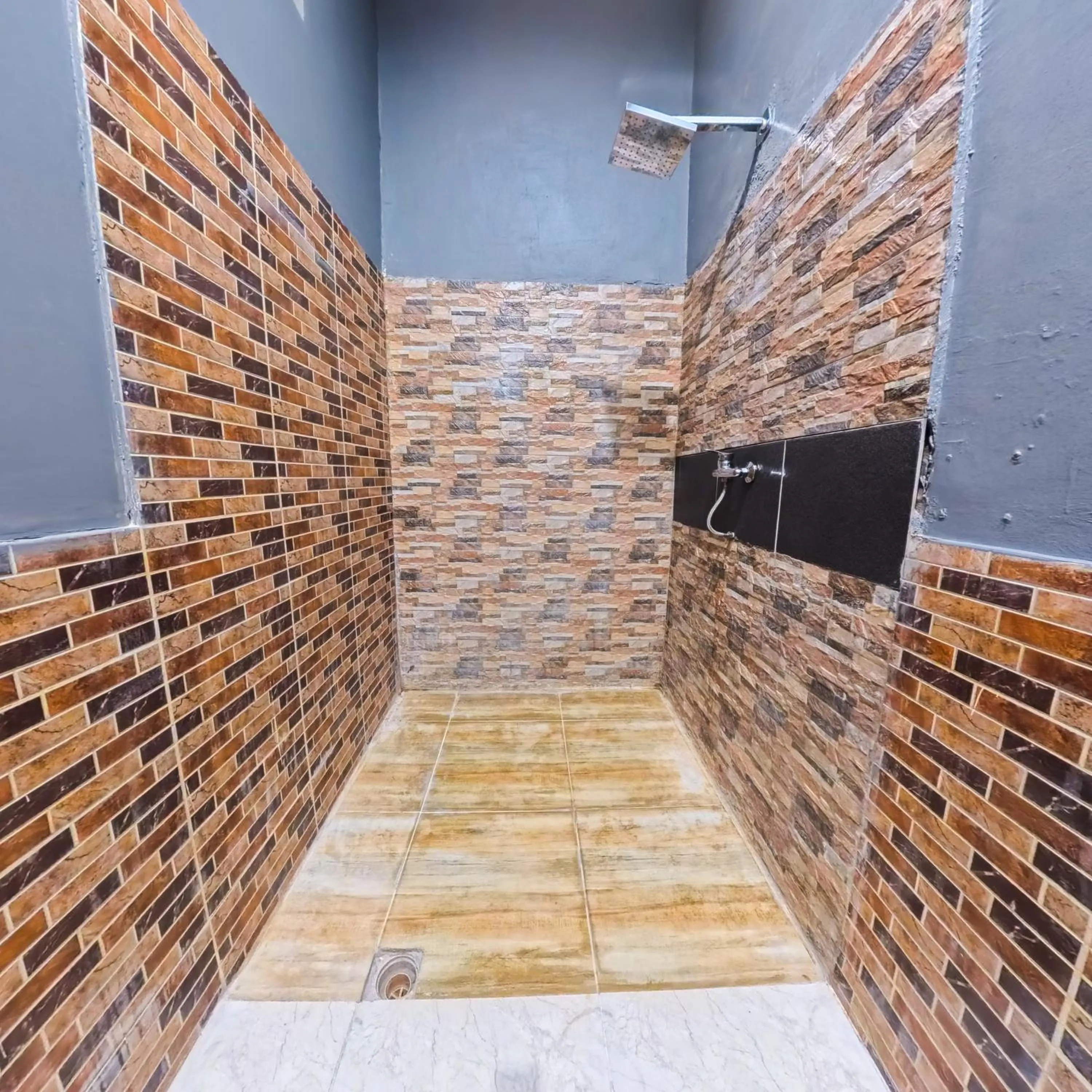 Bathroom in Ketapang Guesthouse Echo Beach Canggu