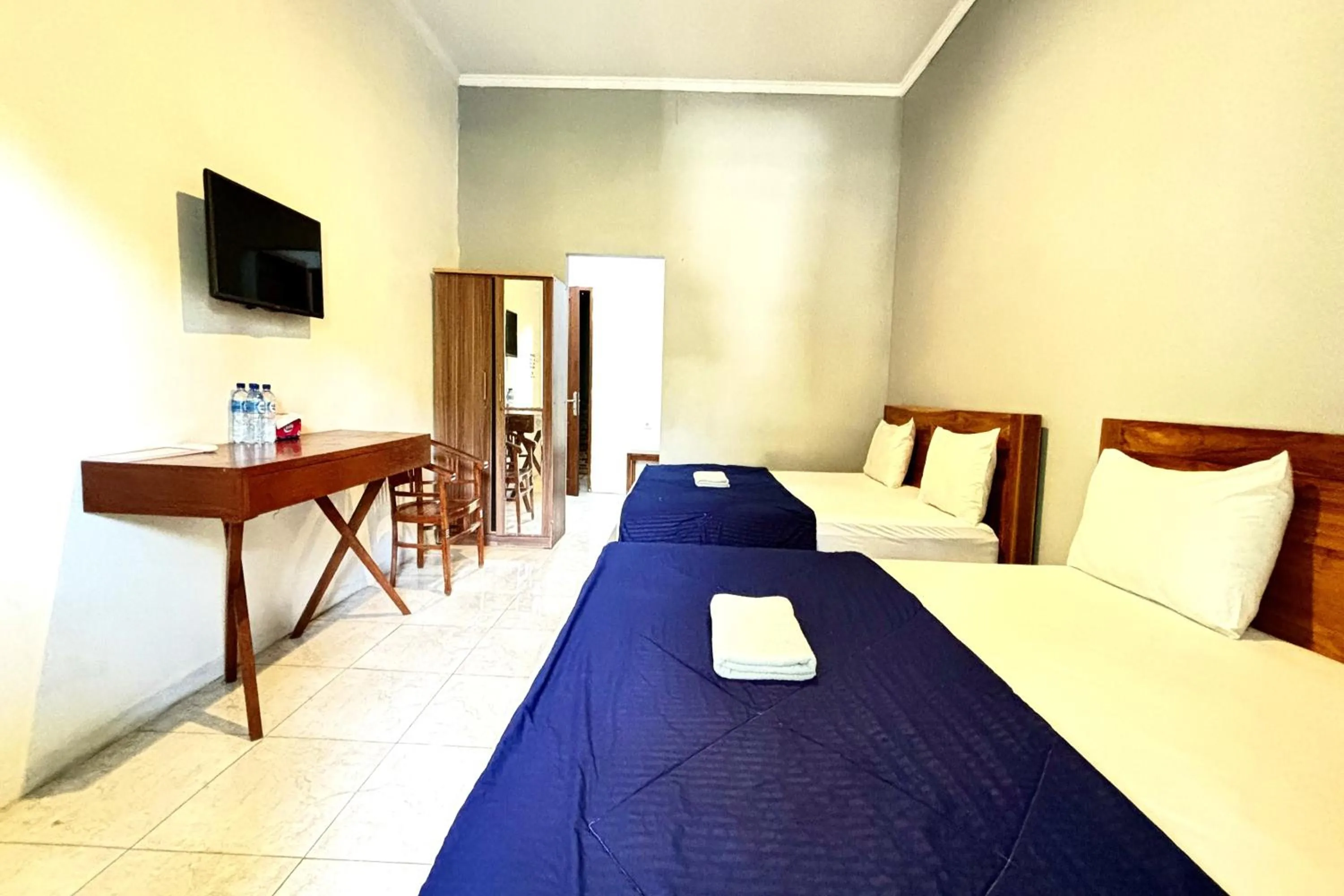 Ketapang Guesthouse Echo Beach Canggu