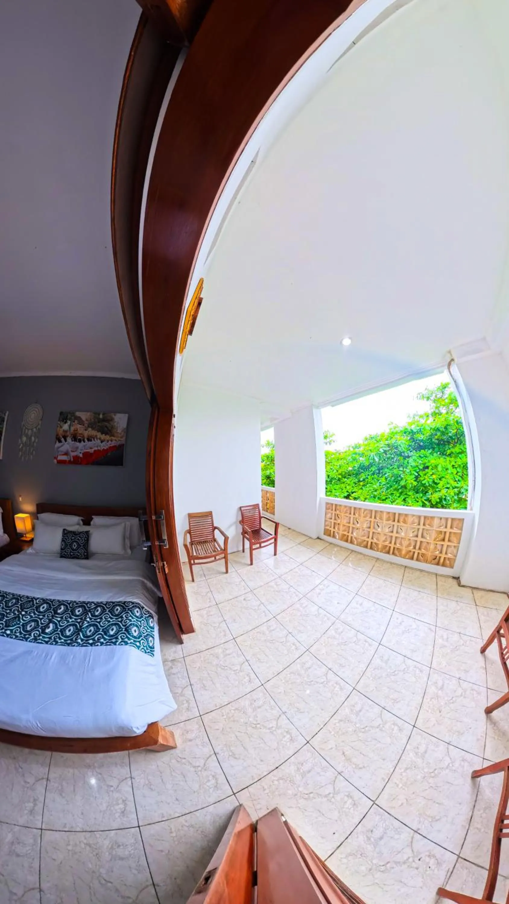 Bed in Ketapang Guesthouse Echo Beach Canggu