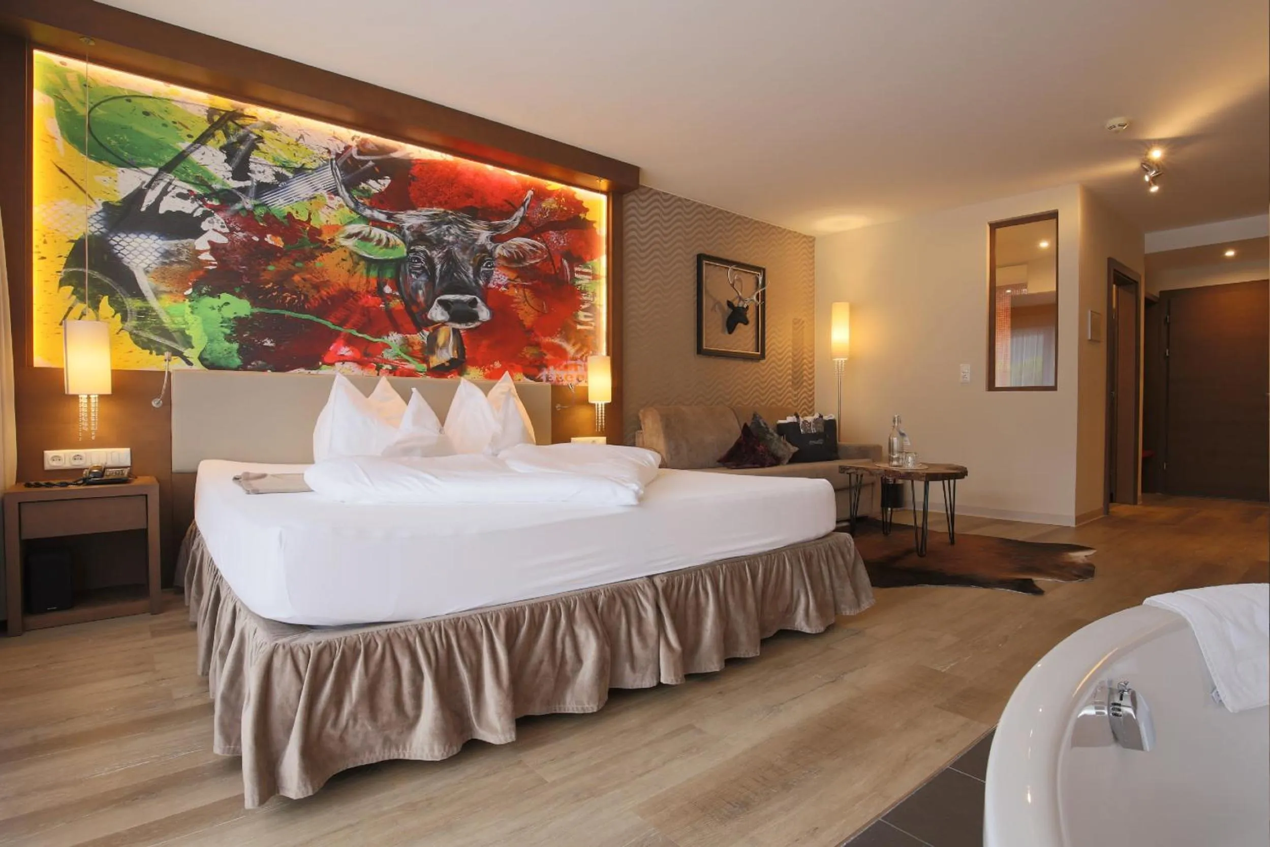 Photo of the whole room, Bed in Alpen-Herz Romantik & Spa - Adults Only