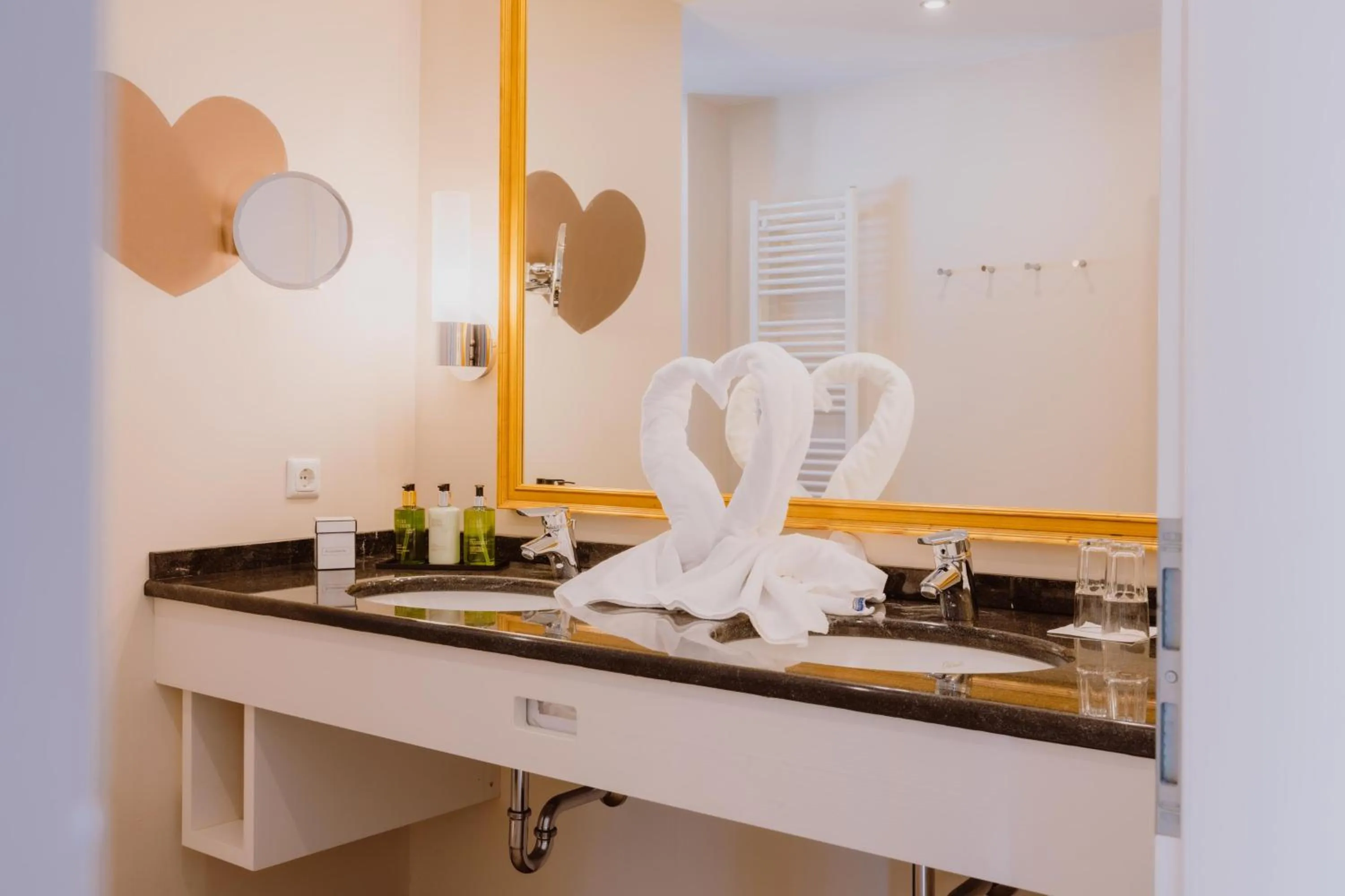 Bathroom in Alpen-Herz Romantik & Spa - Adults Only