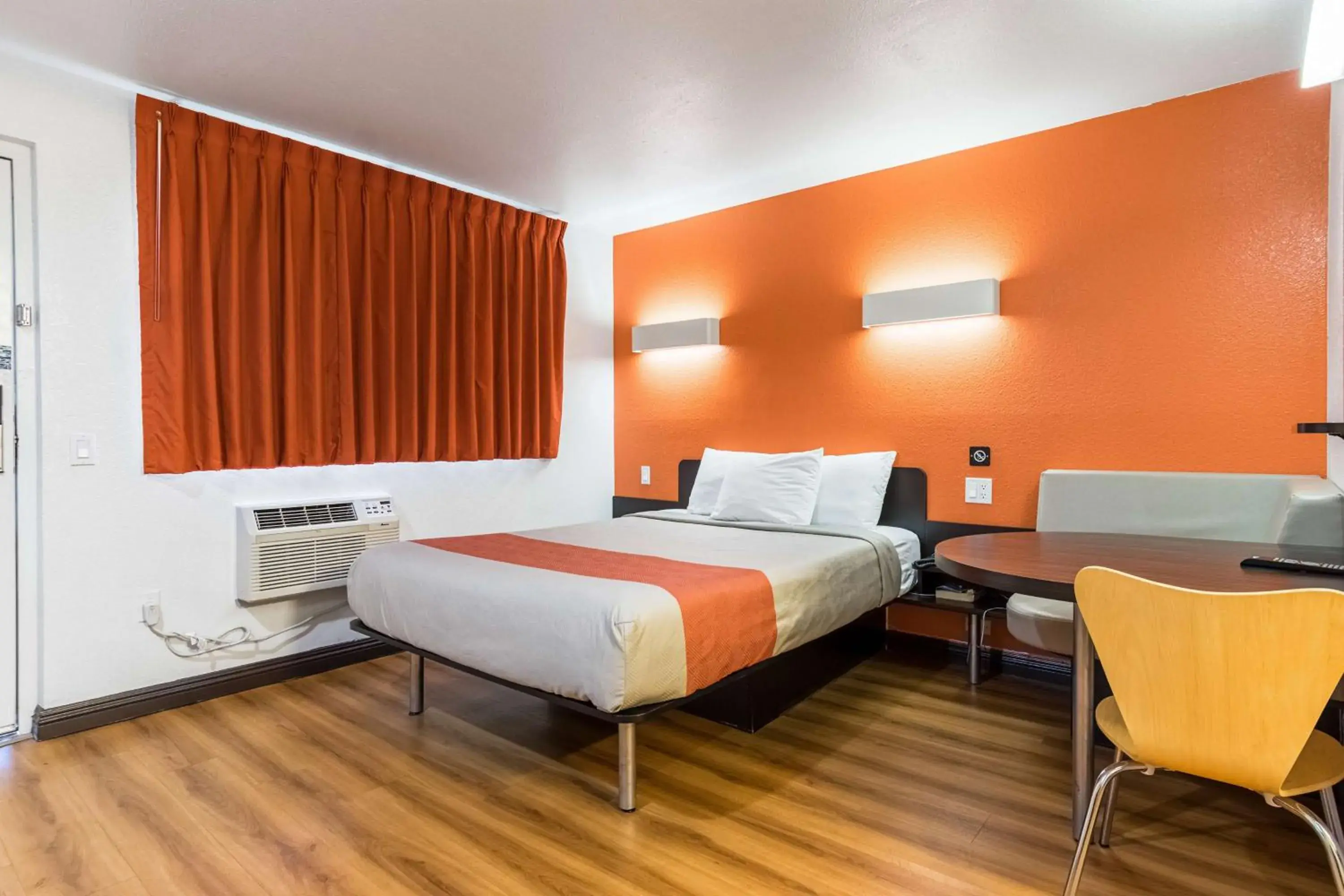 Photo of the whole room, Bed in Motel 6 Riverside, CA - UCR East Photo of the whole room, Bed in Motel 6 Riverside, CA - UCR East