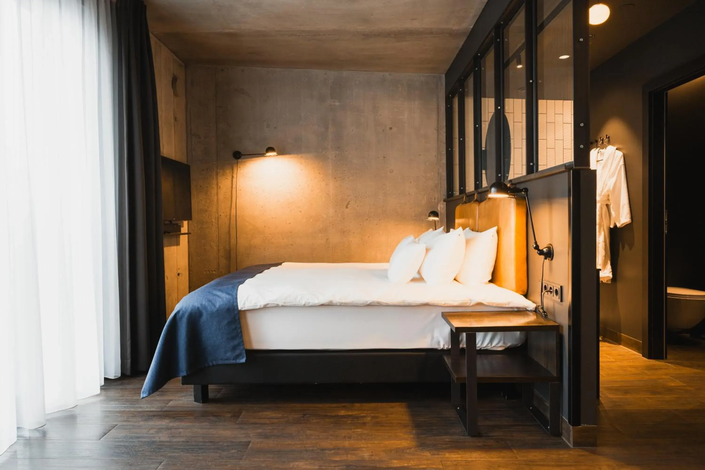 Bed in Exeter Hotel Bed in Exeter Hotel