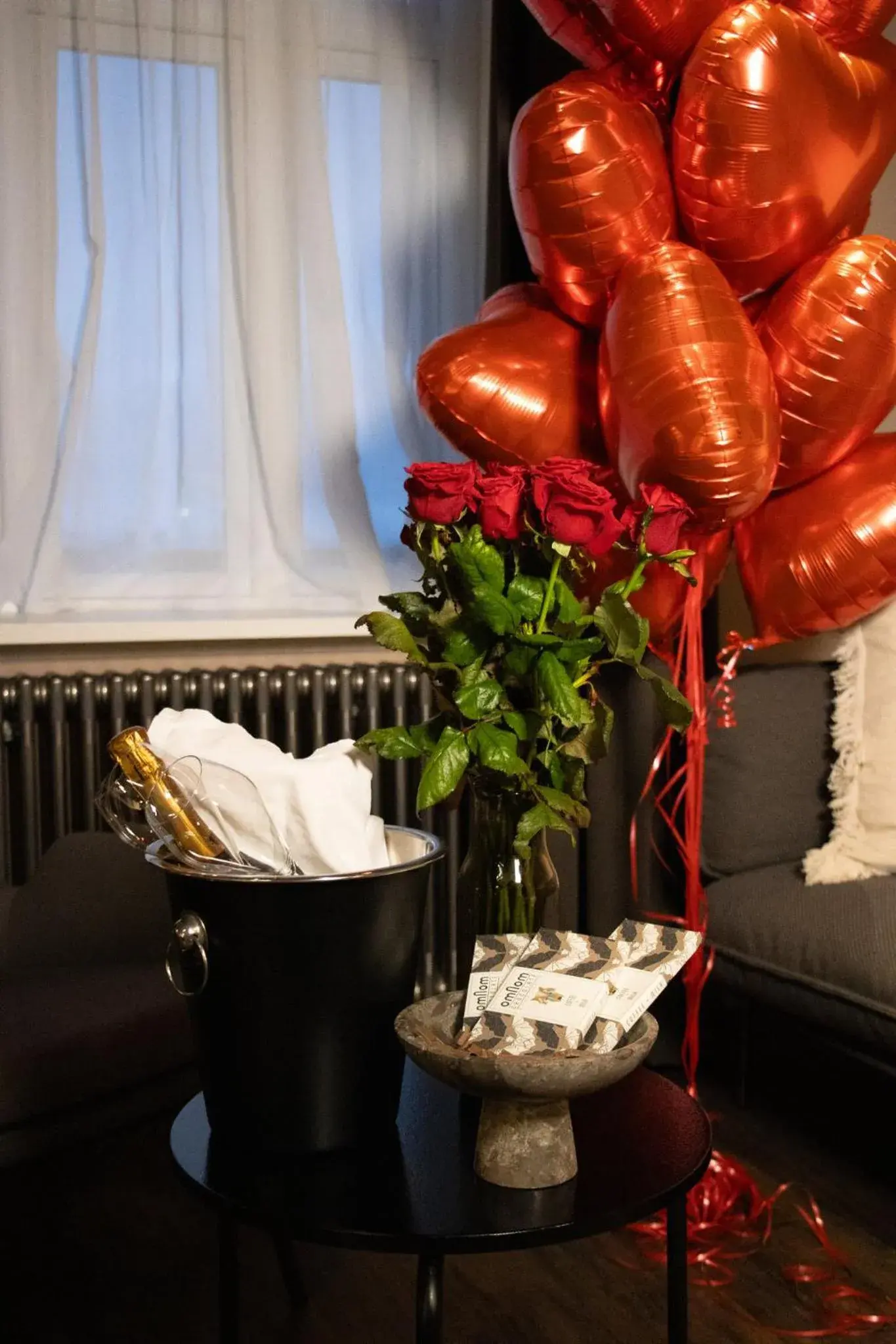 Photo of the whole room in Exeter Hotel Photo of the whole room in Exeter Hotel