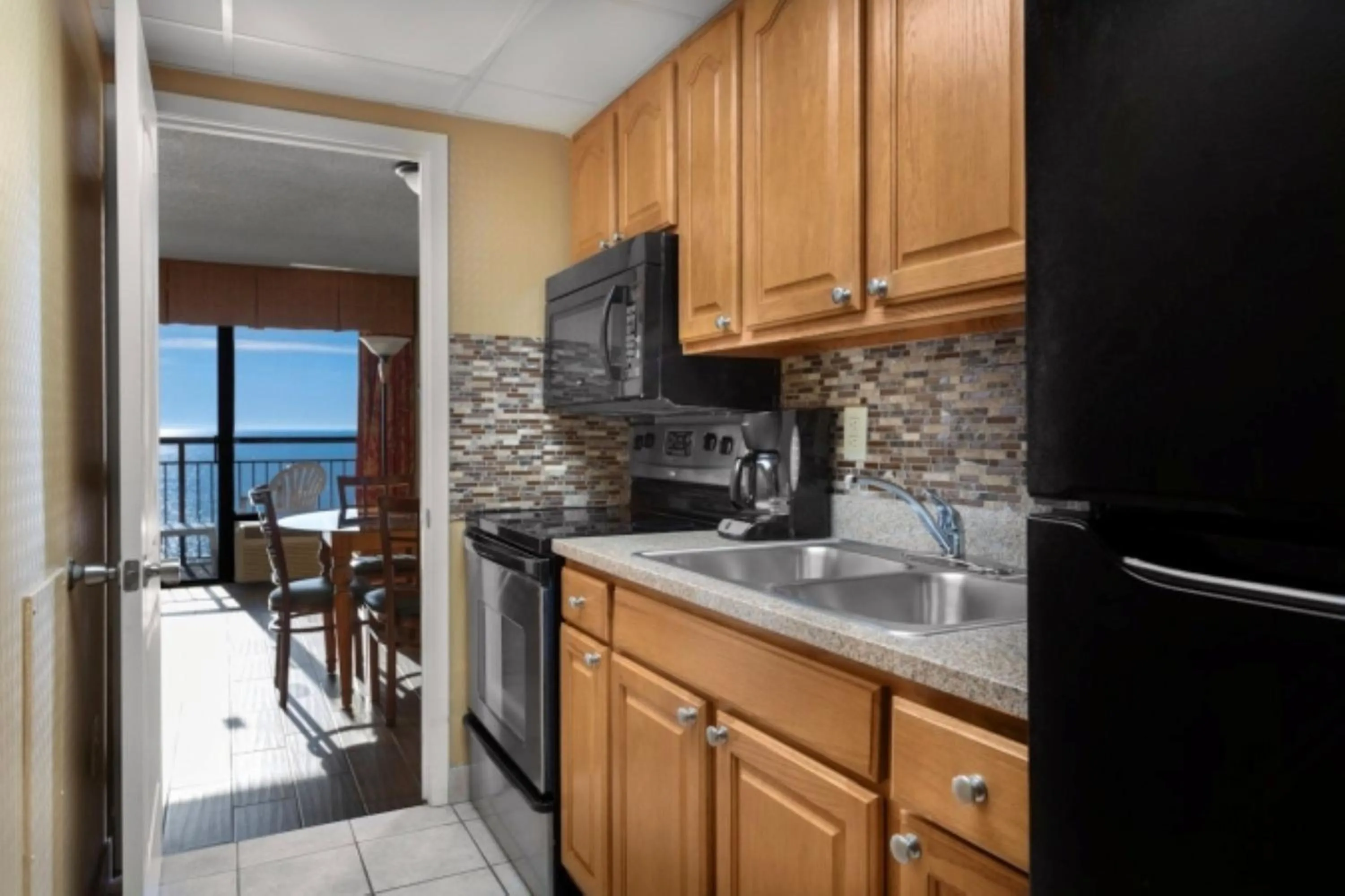 Kitchen or kitchenette in Monterey Bay Suites