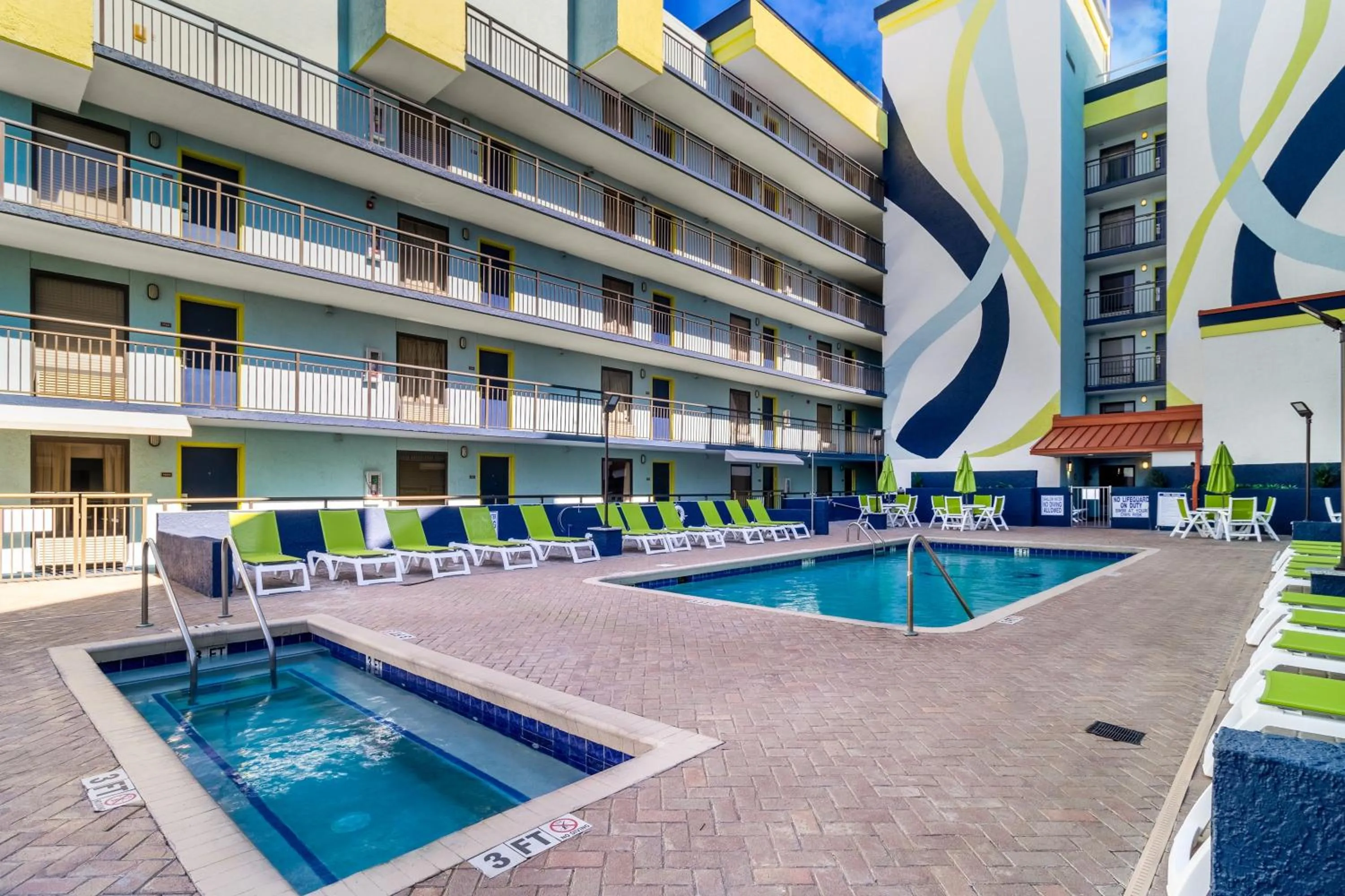 Swimming pool in Monterey Bay Suites
