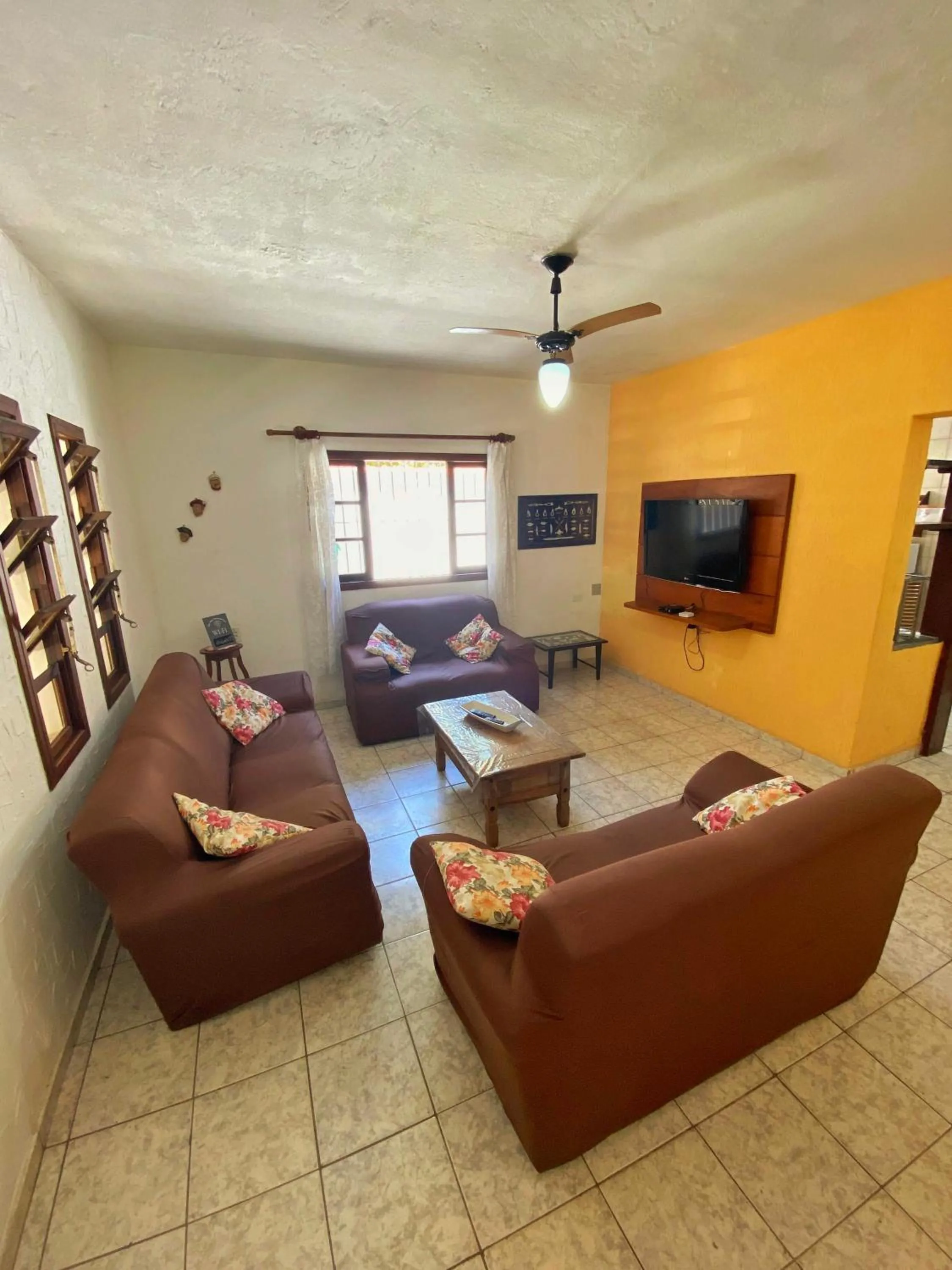 Living room in Sonho meu Ilhabela - 50m da Praia do Julião