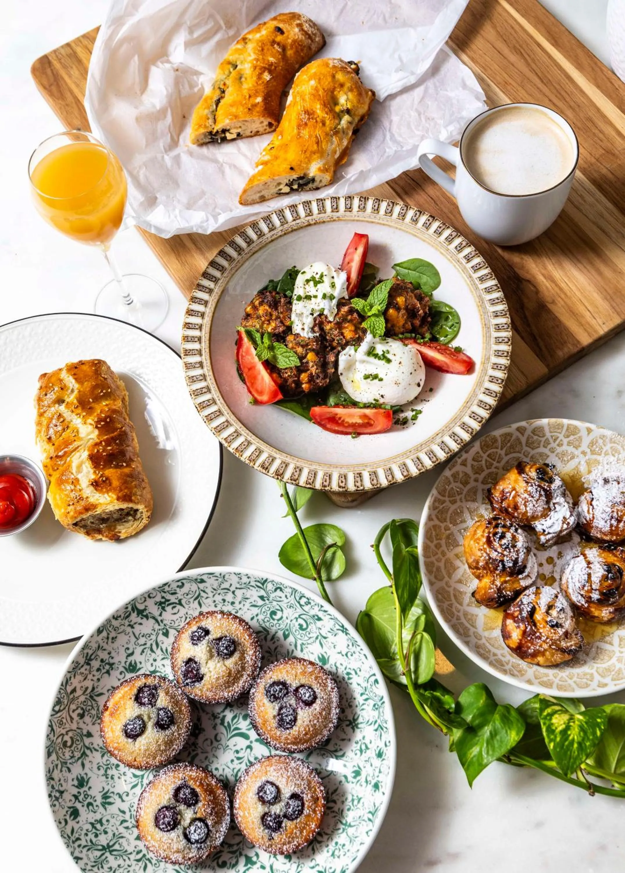 Restaurant/places to eat in Hilton Chicago Magnificent Mile Suites