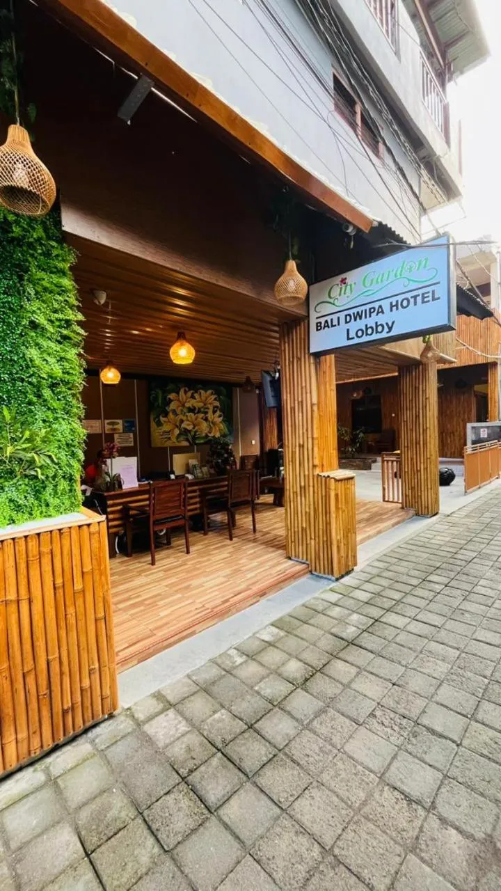 Lobby or reception in City Garden Bali Dwipa Hotel, Kuta
