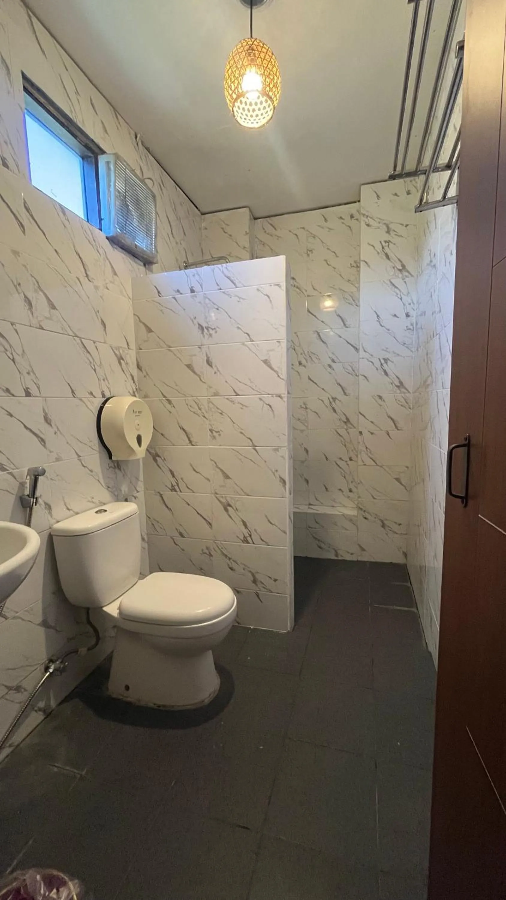 Bathroom in City Garden Bali Dwipa Hotel, Kuta