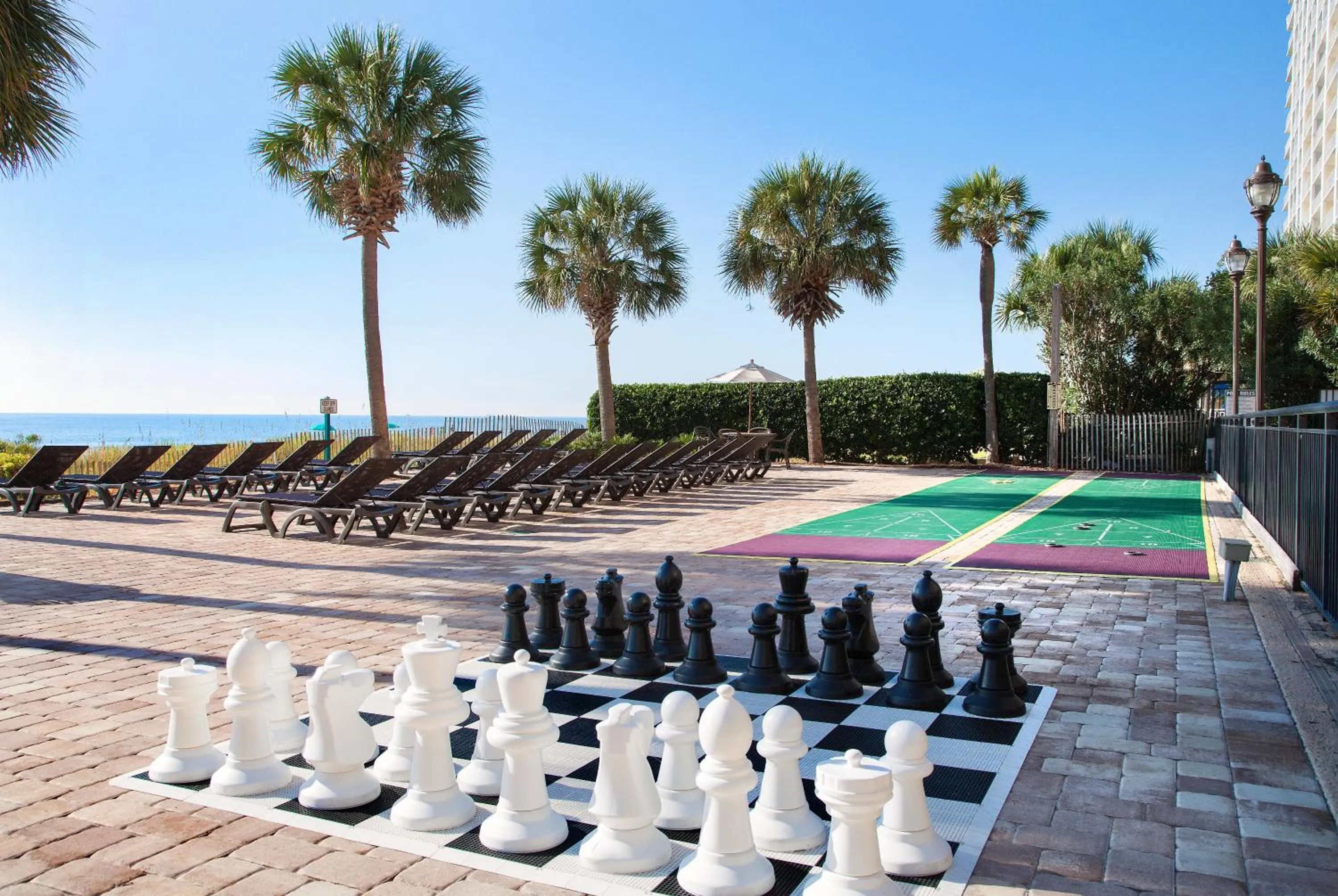 Facade/entrance in Breakers Resort Hotel