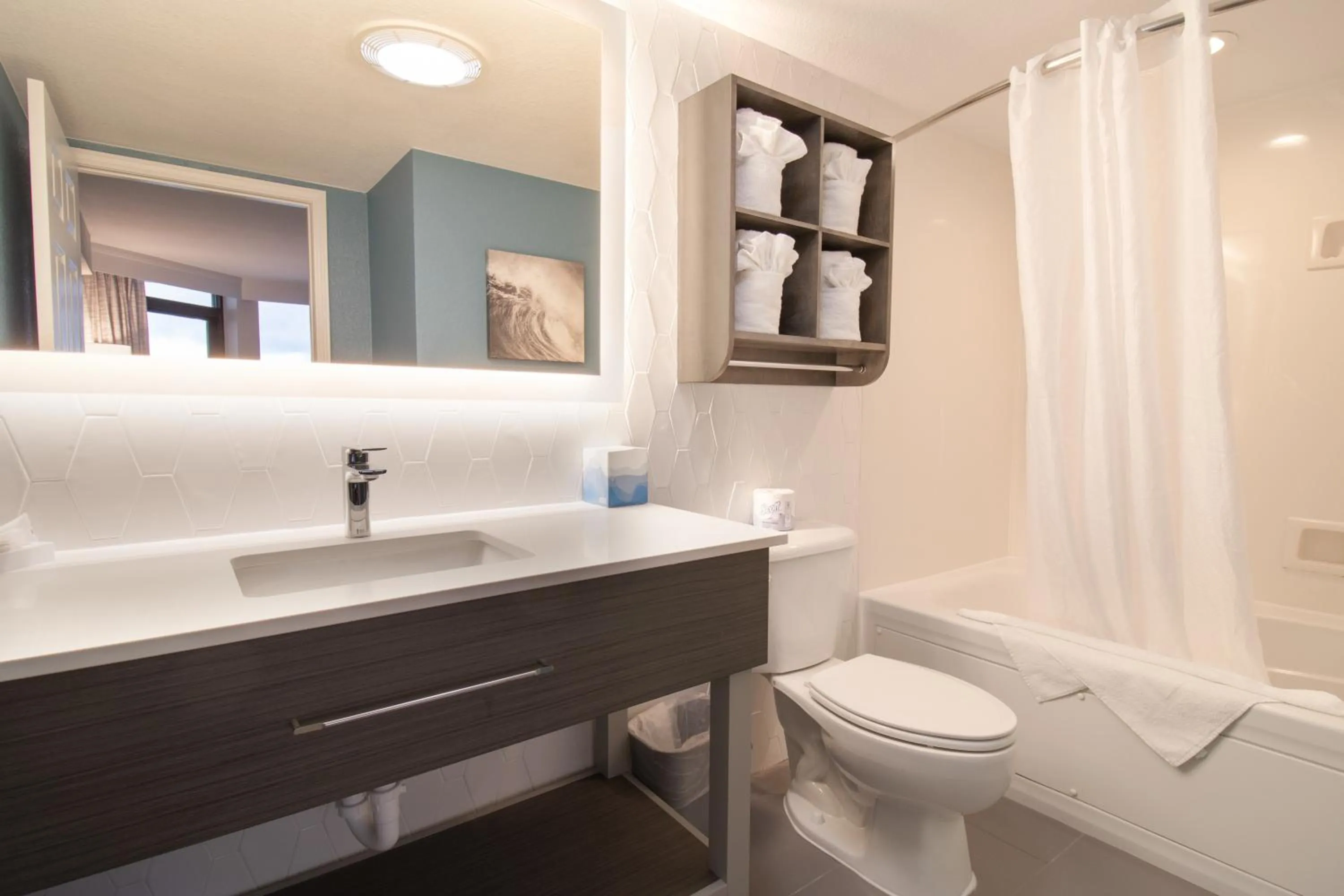 Bathroom in Breakers Resort Hotel