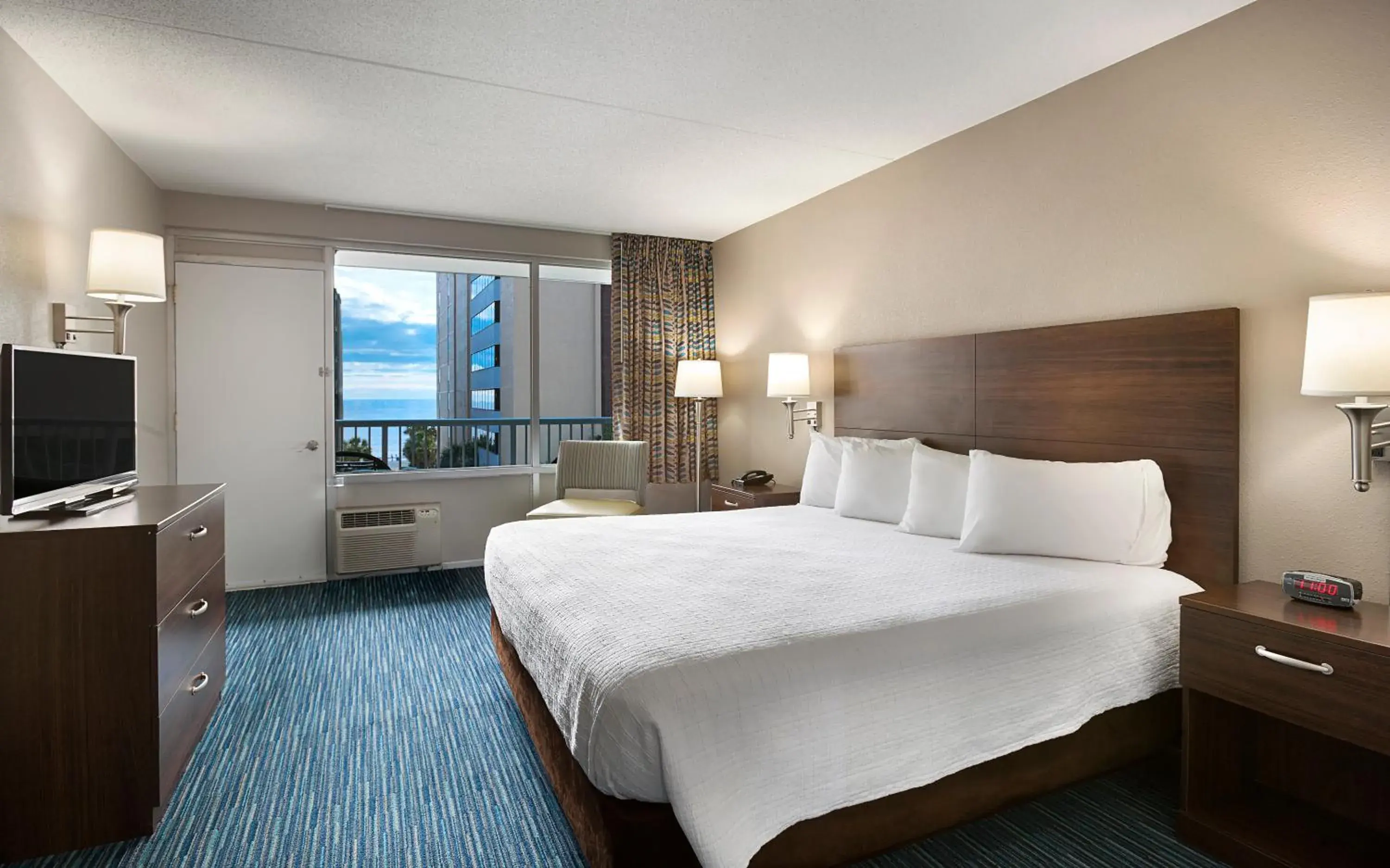 Bed in Breakers Resort Hotel Bed in Breakers Resort Hotel