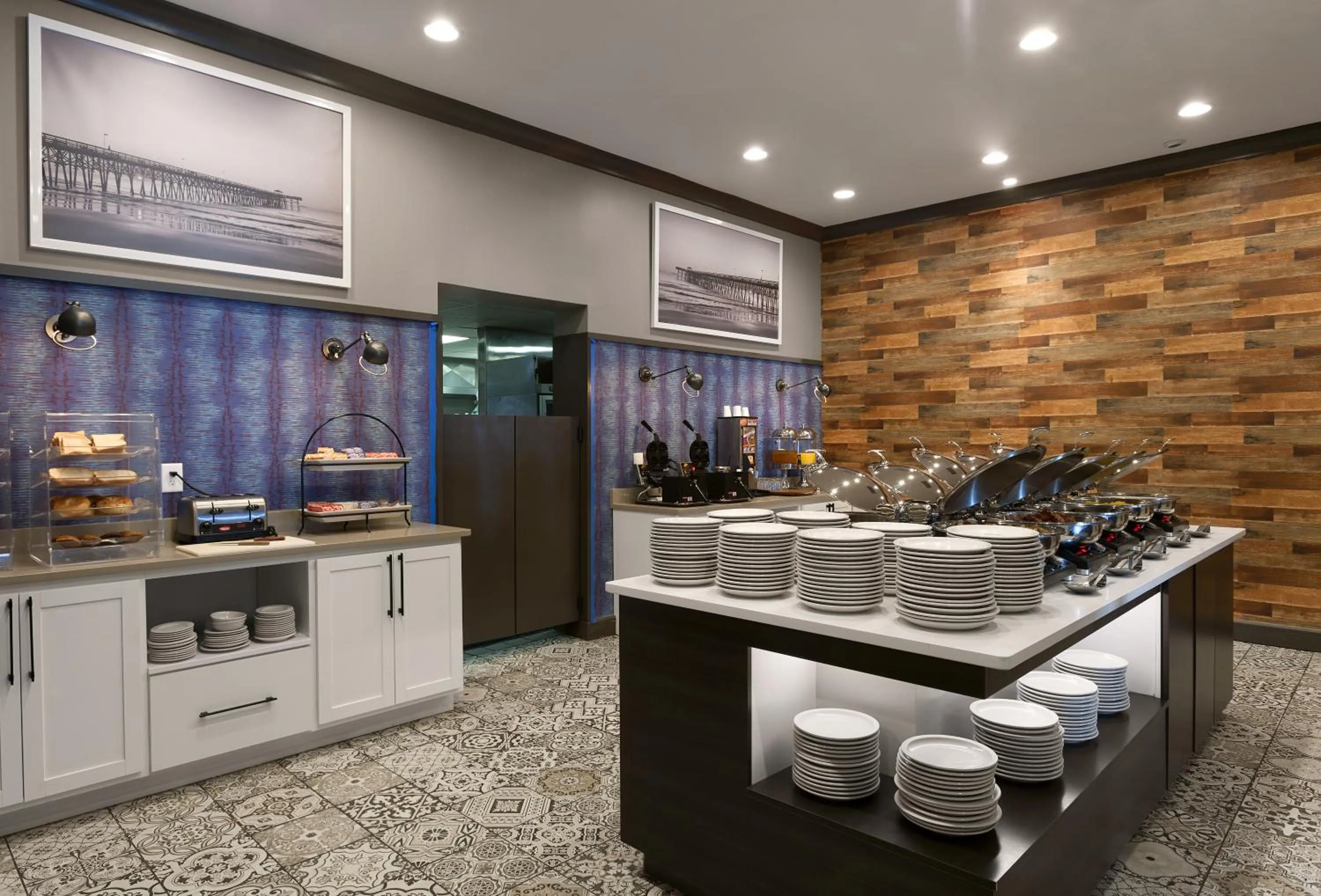 Buffet breakfast in Breakers Resort Hotel