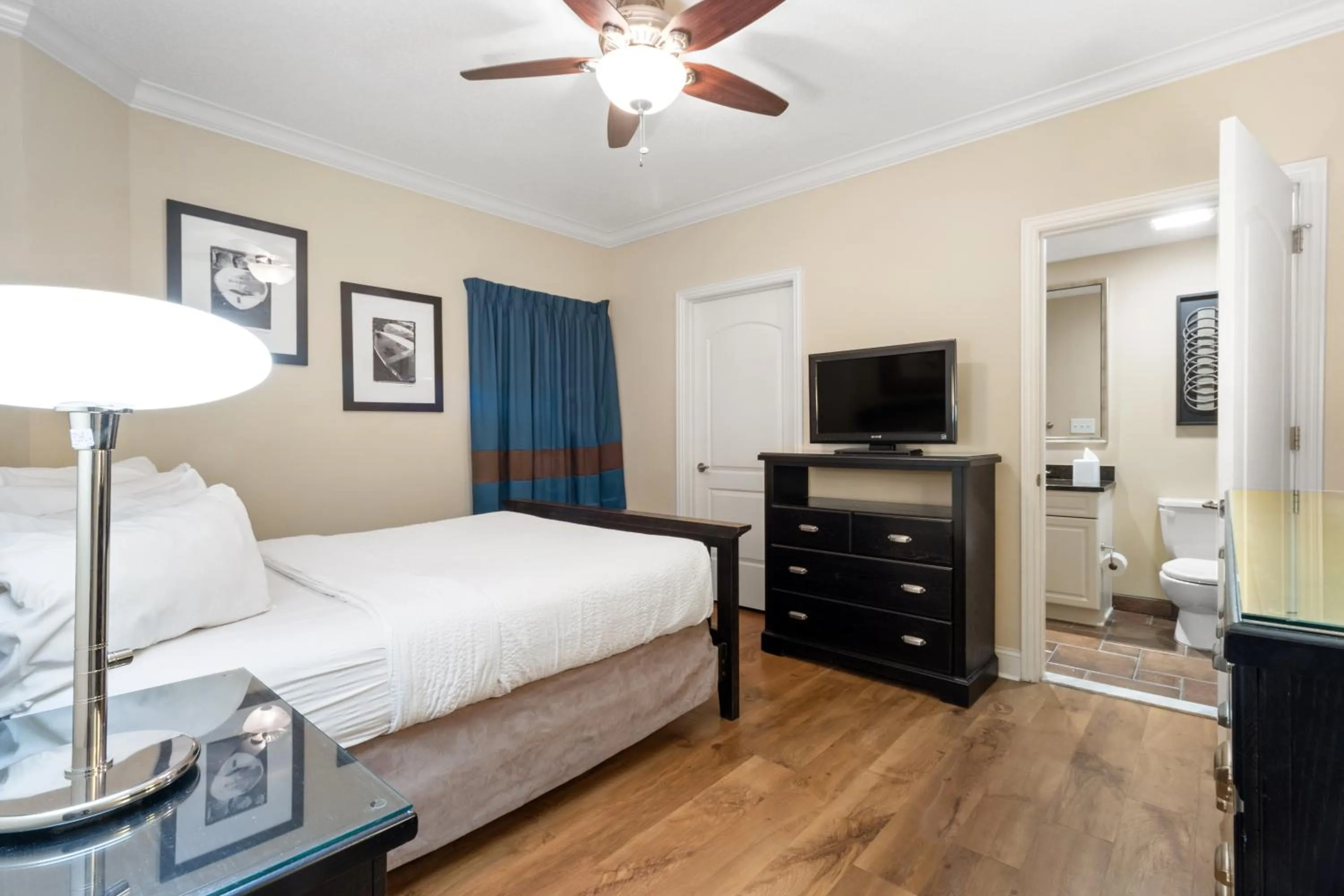 Bed in North Beach Resort & Villas