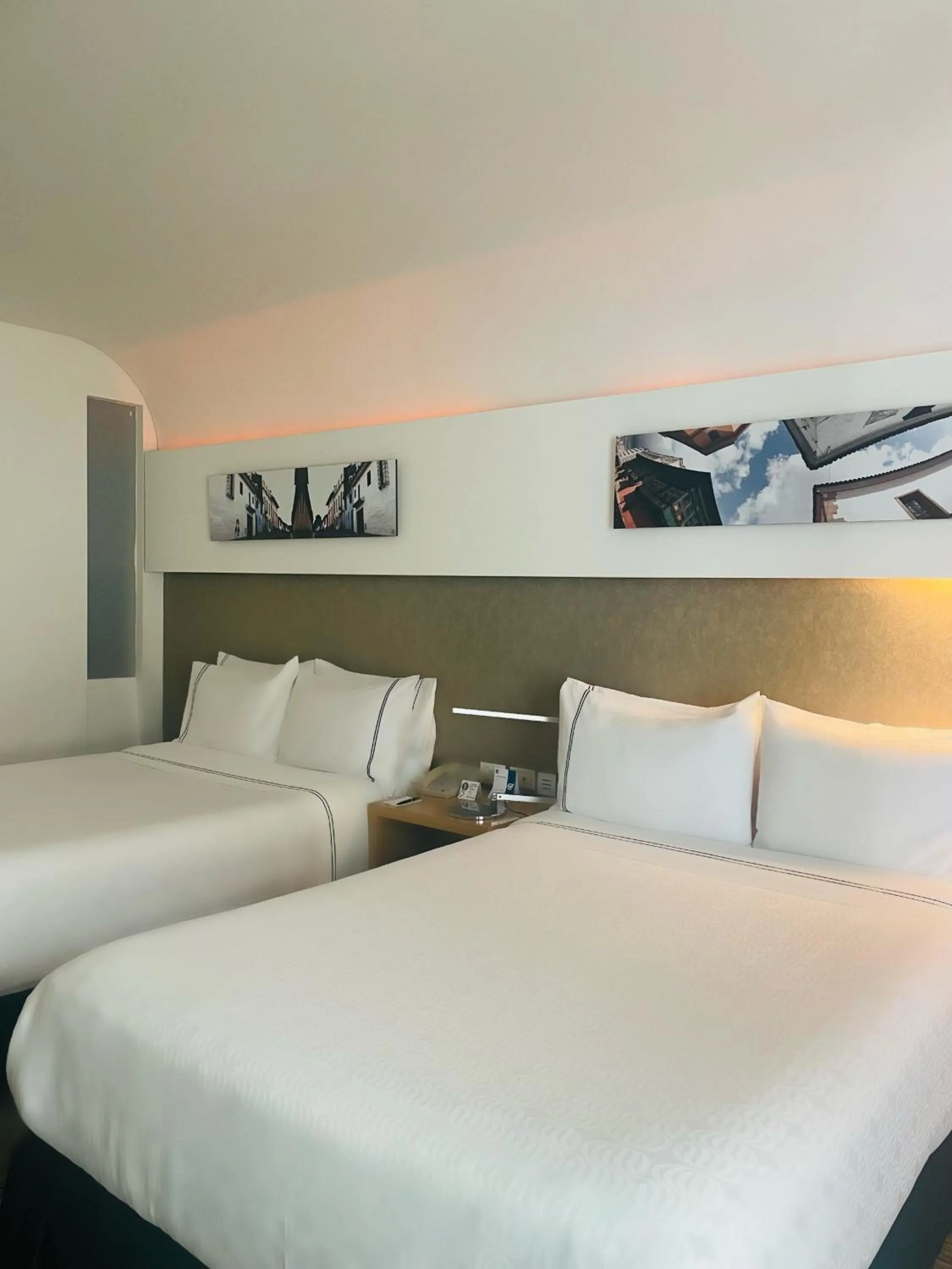 Bed in Sonesta Hotel Bogotá